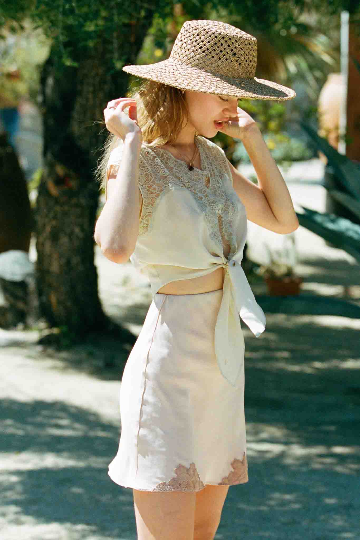 Memphis Skirt (Soft Rose)