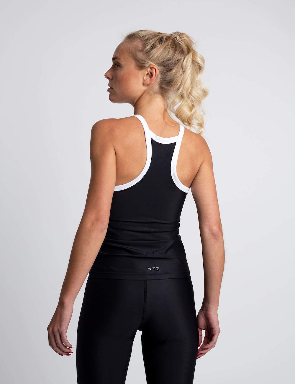 Essential Top (Night) Top Nature Hommage