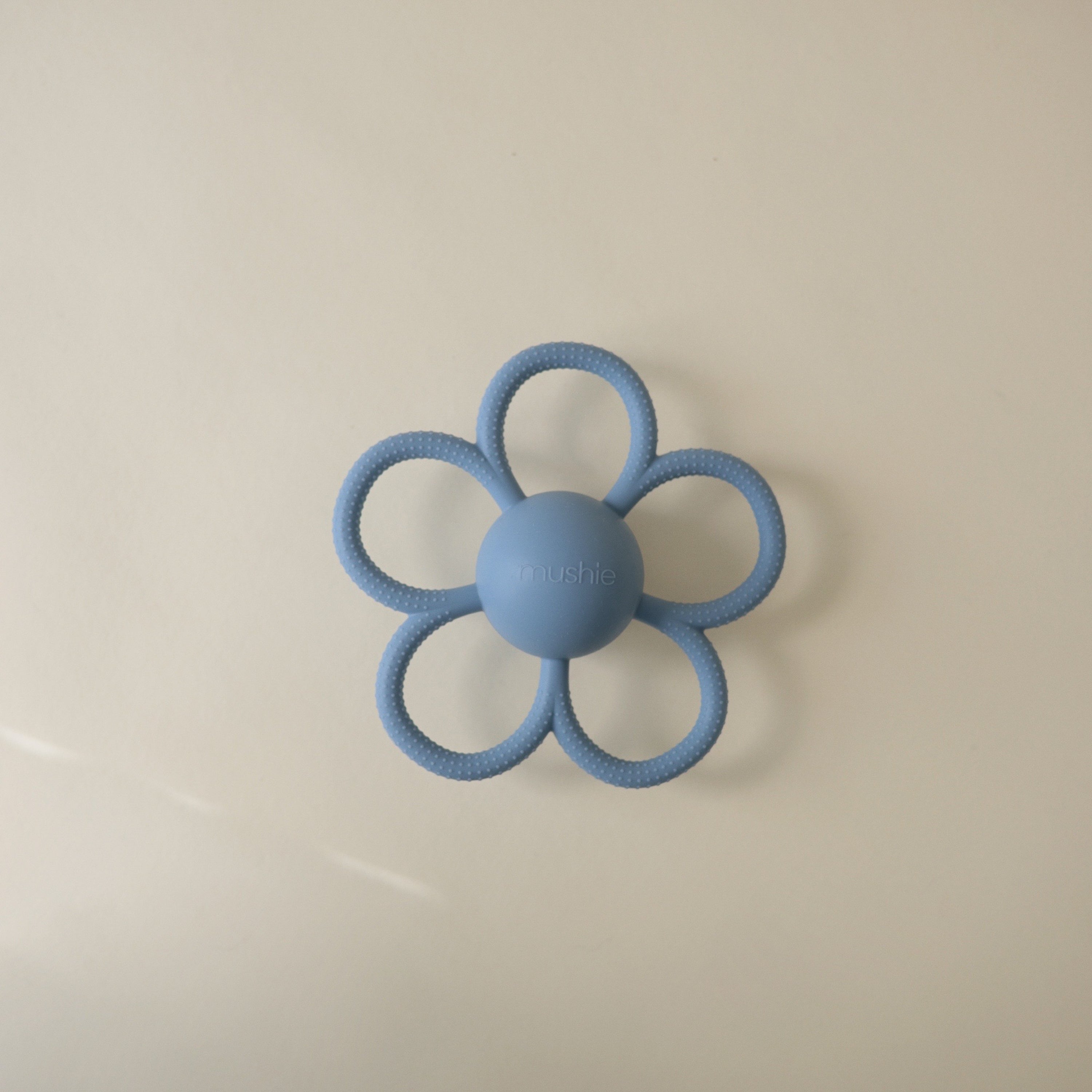 Daisy Rattle Teether