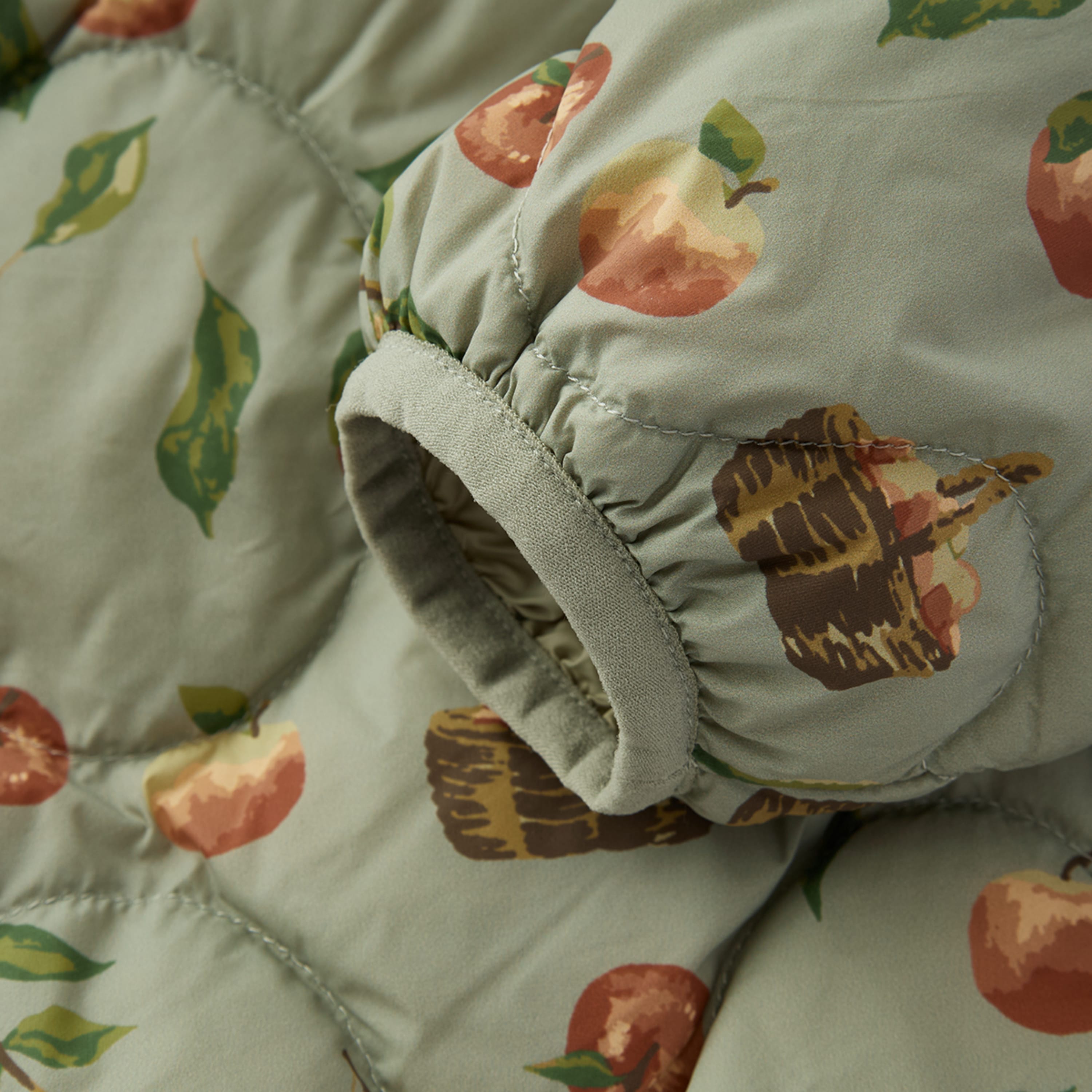 Apple Orchard Lightweight Down Hooded Jacket