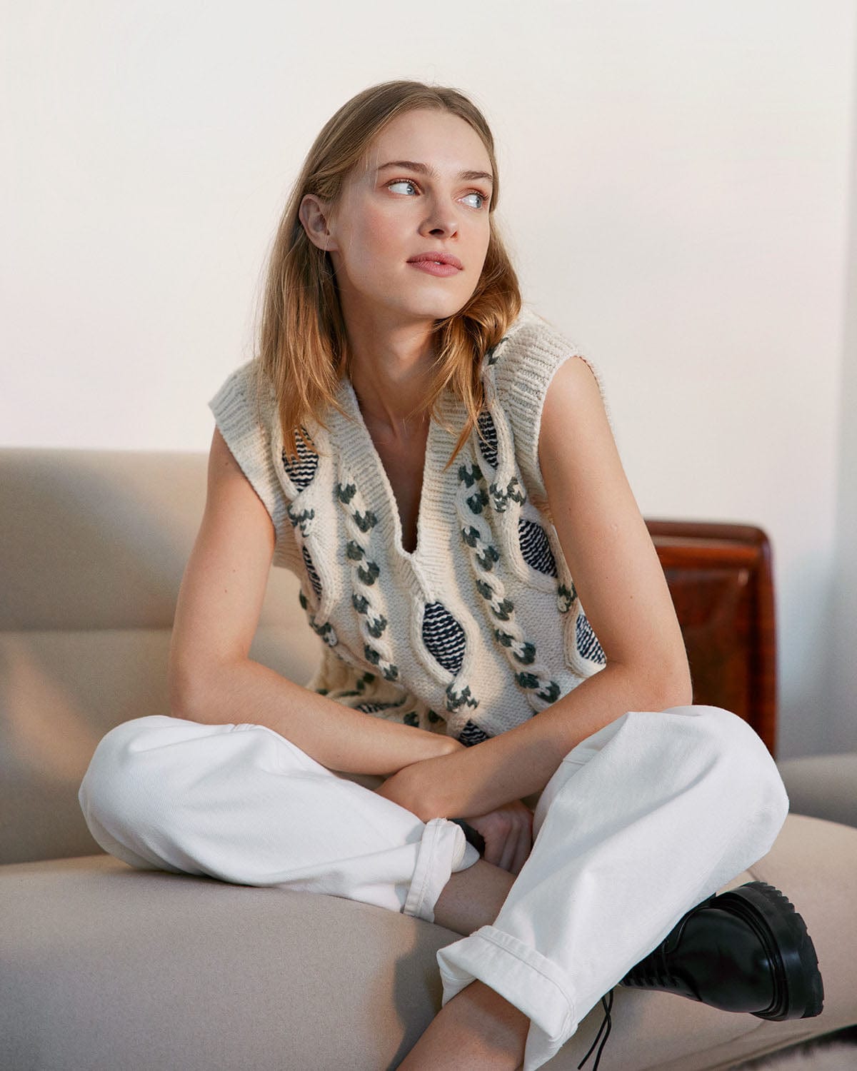 Laimė Alpaca Wool & Cotton Vest (Embroidered Oat Milk)