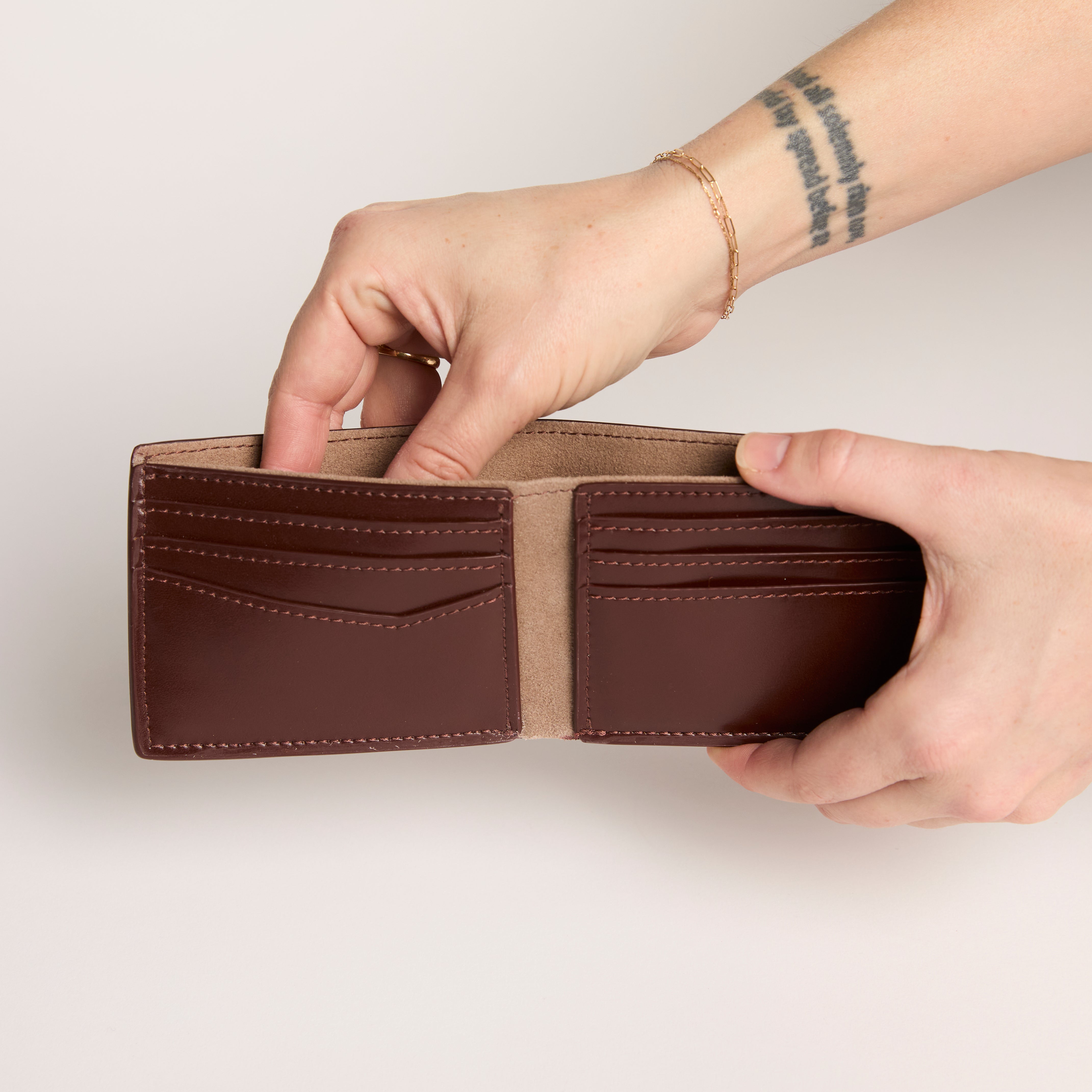 Pineapple Bifold Wallet (Dark Brown)