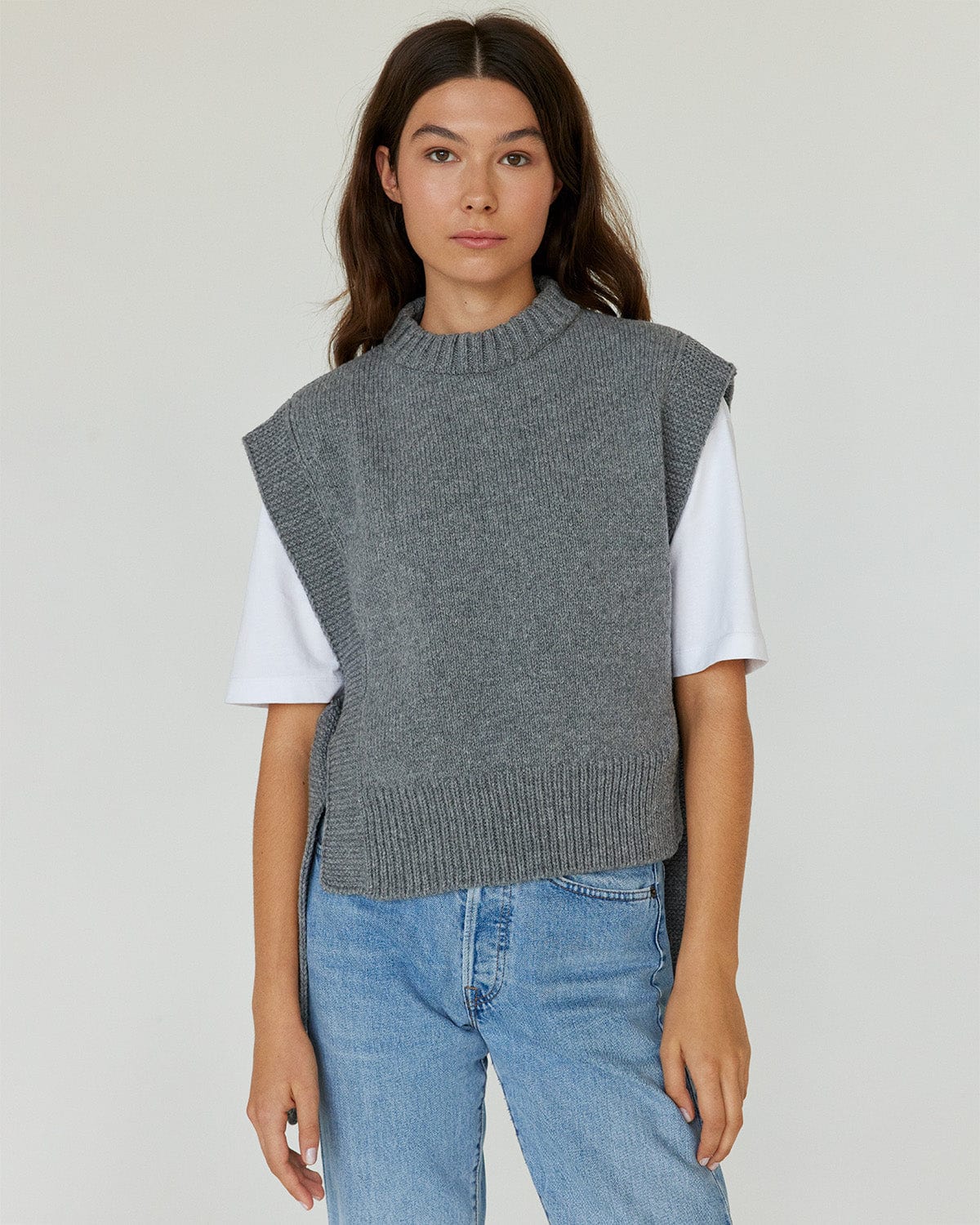 Kalvos Merino Wool Vest (Dove Grey)