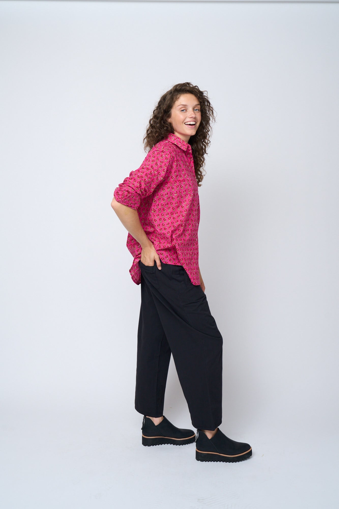 Shore Pant - Black Twill 3 - Side