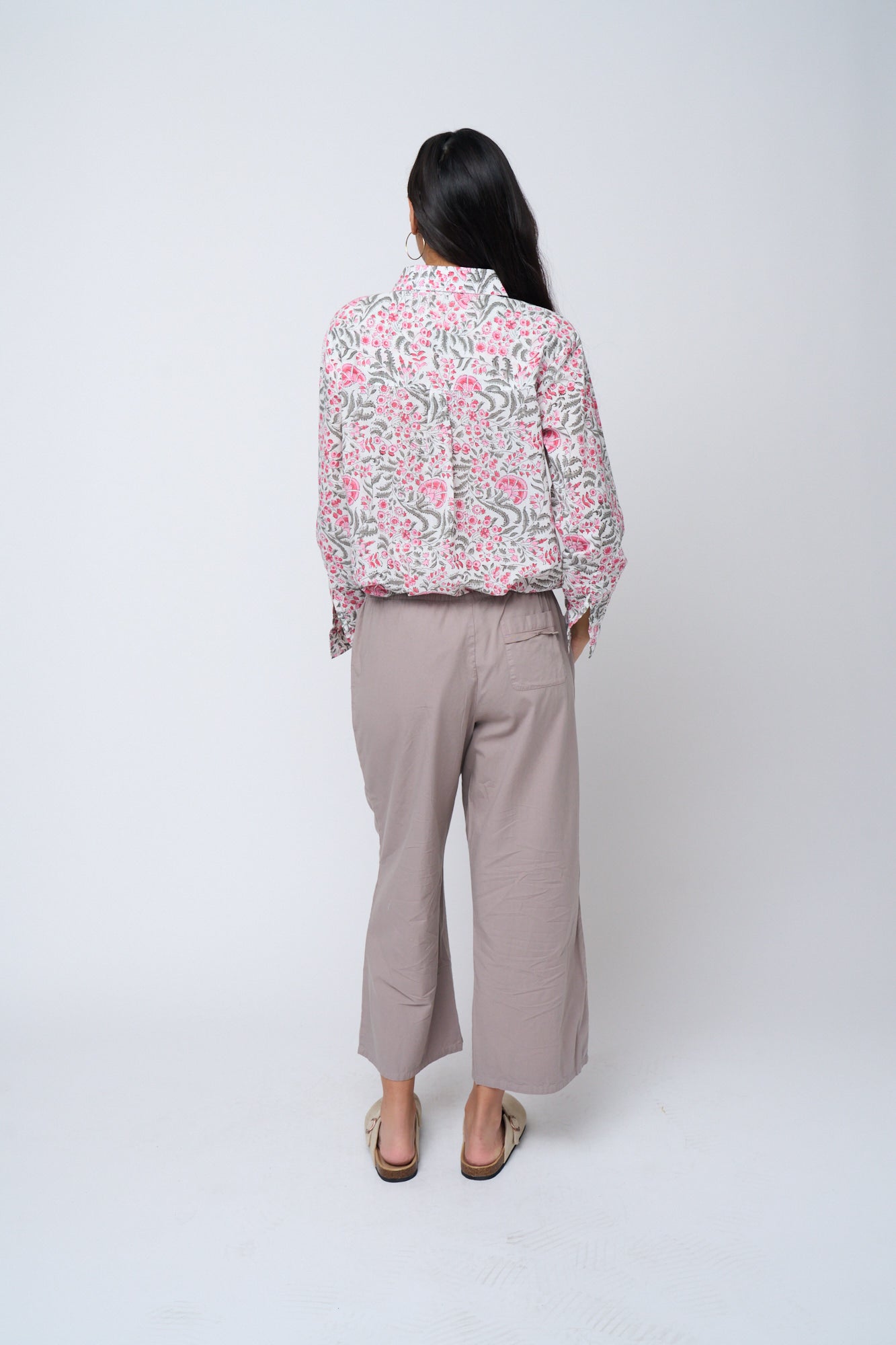 Shore Pants cotton twill with ankle length cropped leg pockets drawstring elastic waist in Dove Gray Back