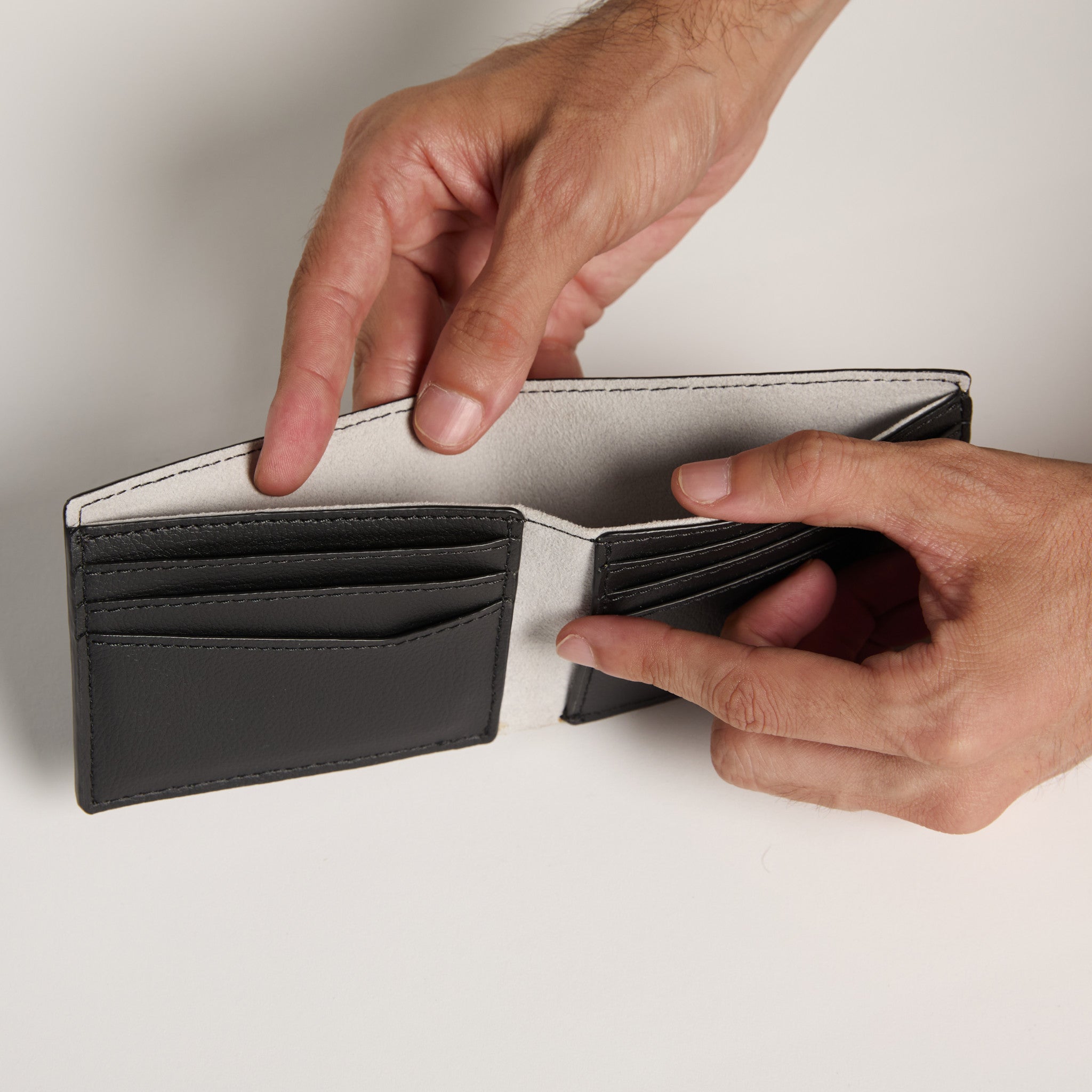 Gala Bifold Wallet (Black)
