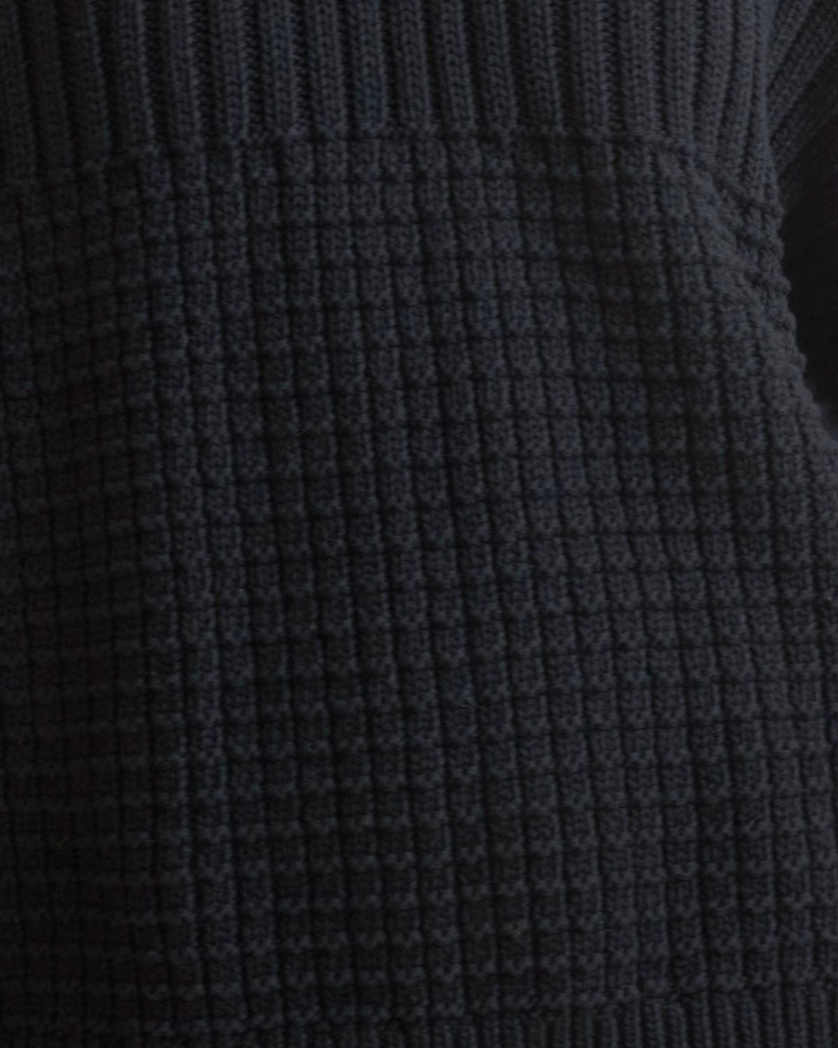 Delčia Cotton Sweater (Black)