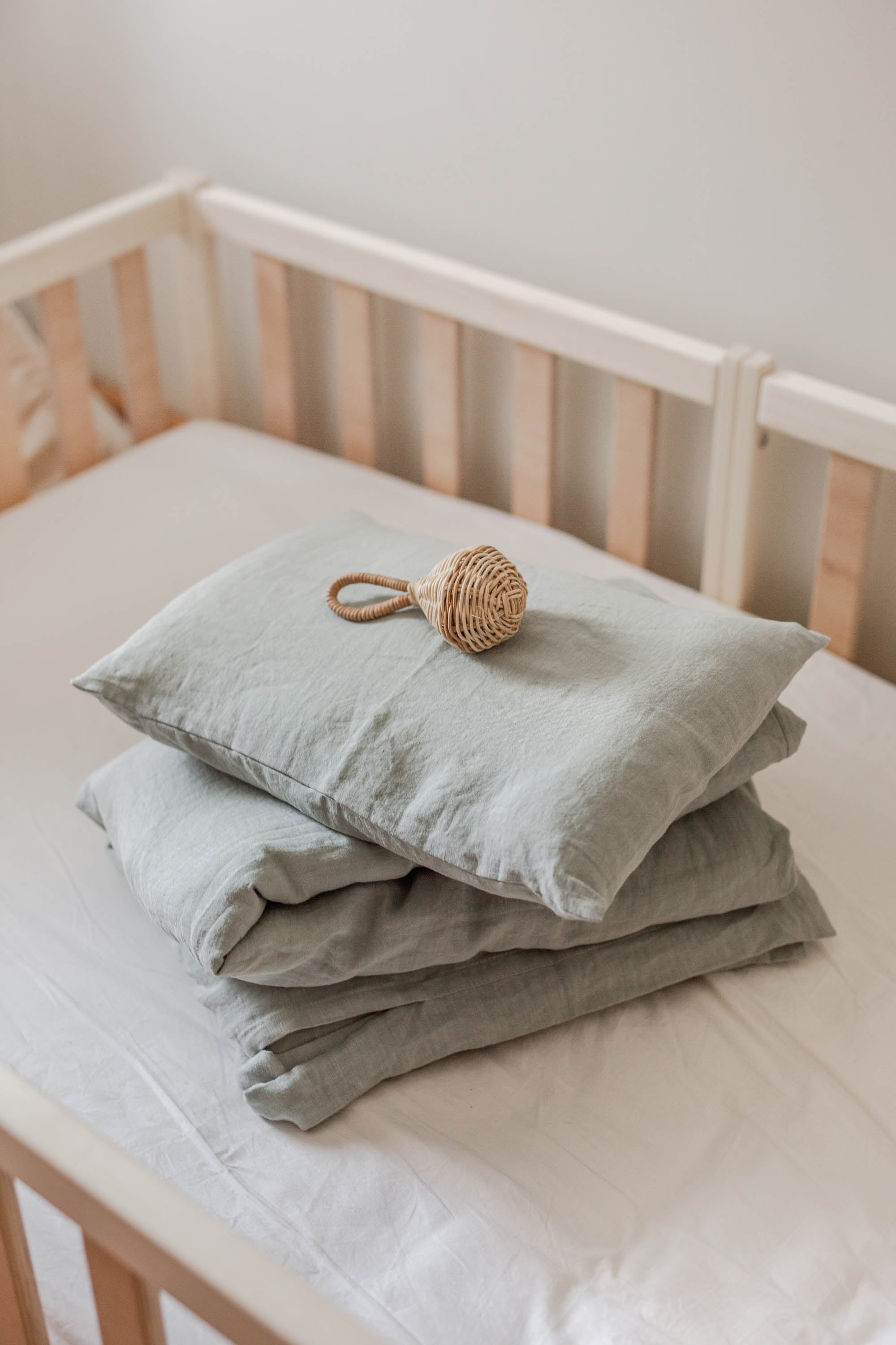 Linen Baby Bedding Set (Sage Green)