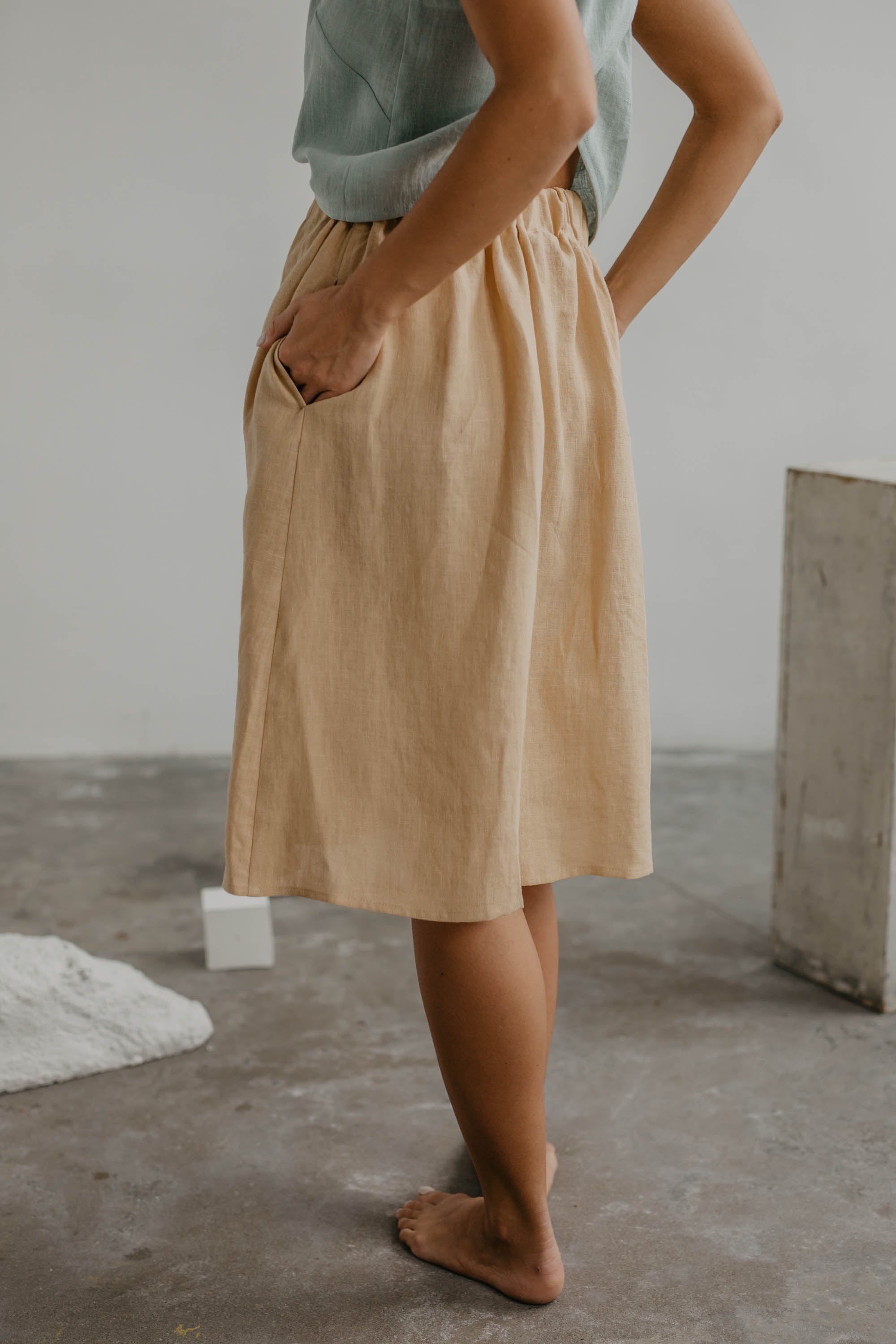 Daisy Linen Skirt (Mustard)