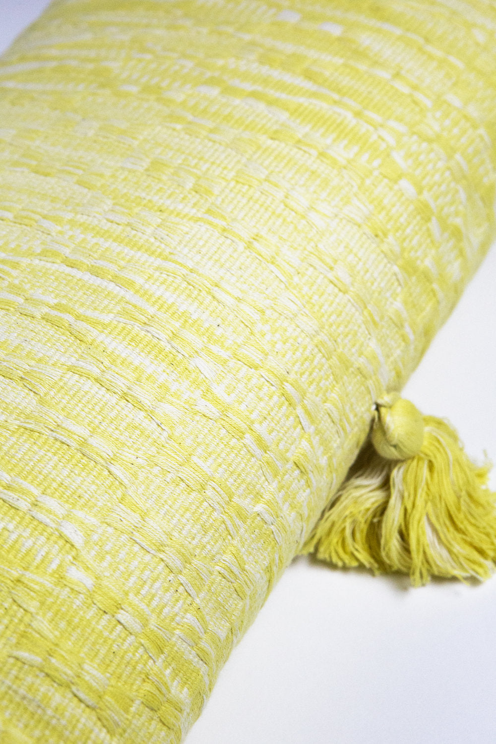 Antigua Pillow (Yellow)