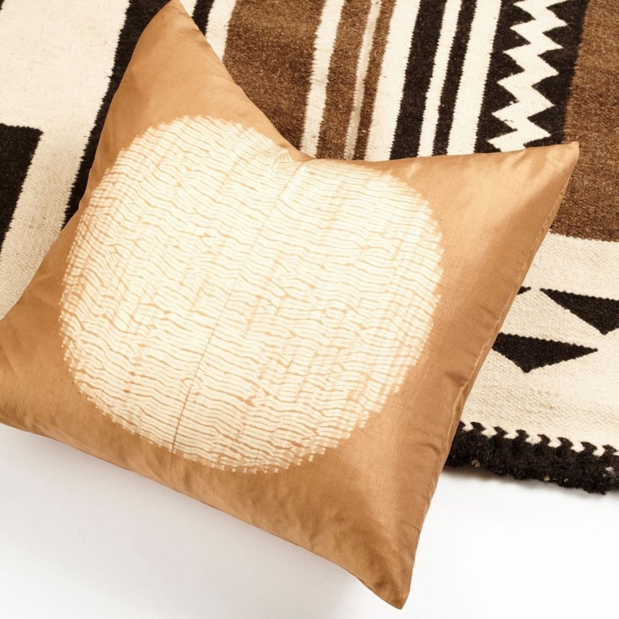 Shunya Handcrafted Shibori Print Mulberry Silk Pillow (Gold)