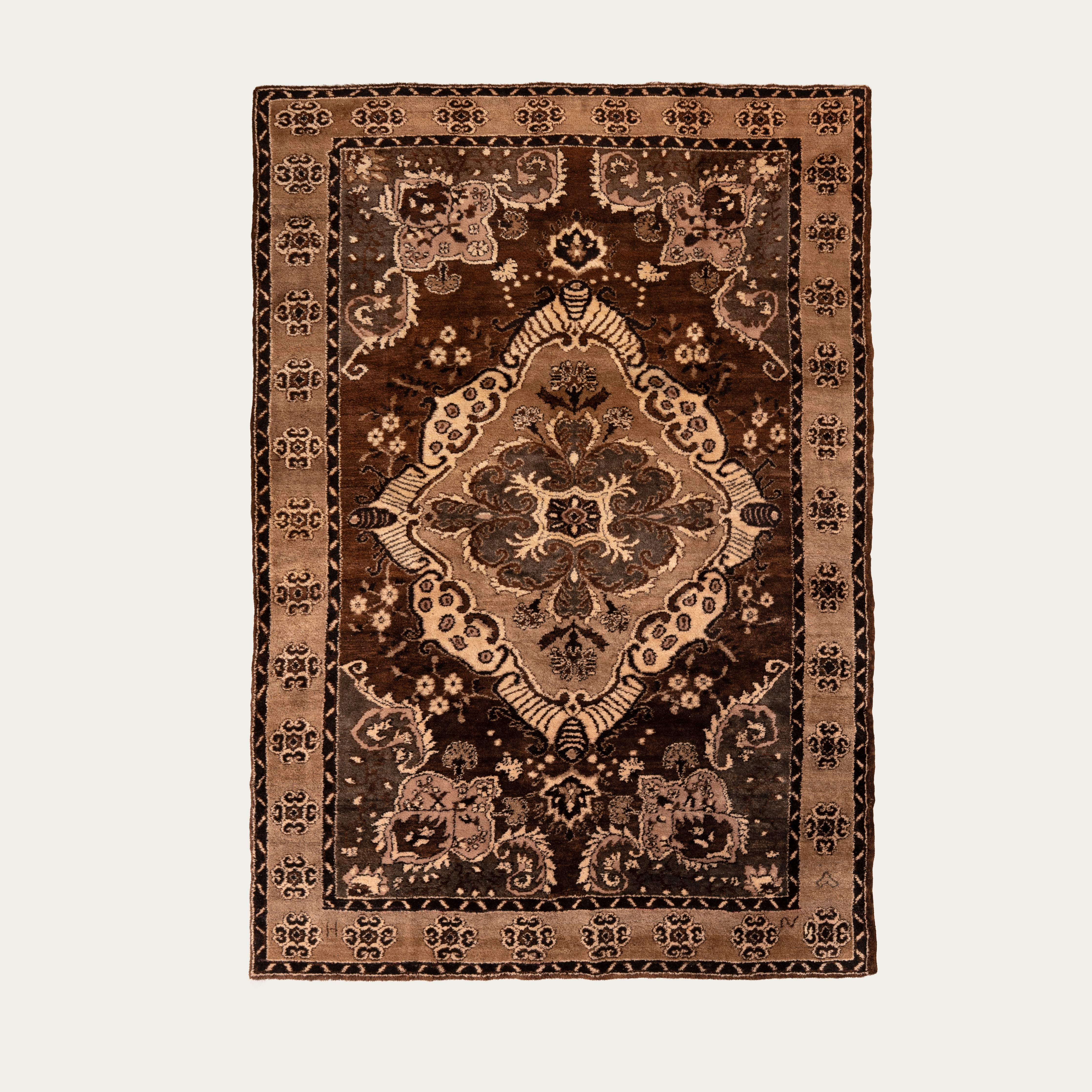 Foreign Hopes Carpet