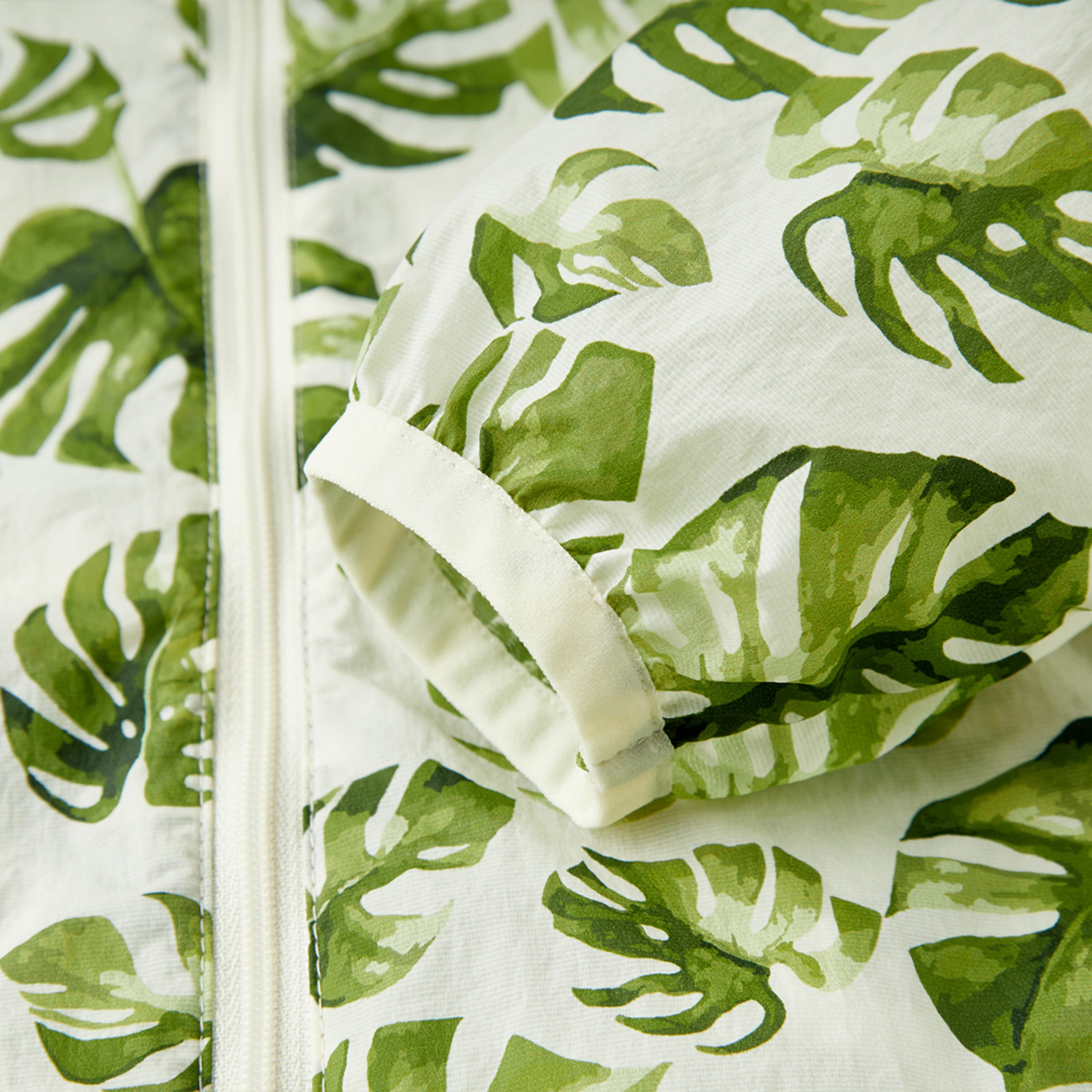 Island Leaf Hooded Sun Shield Windbreaker Jacket