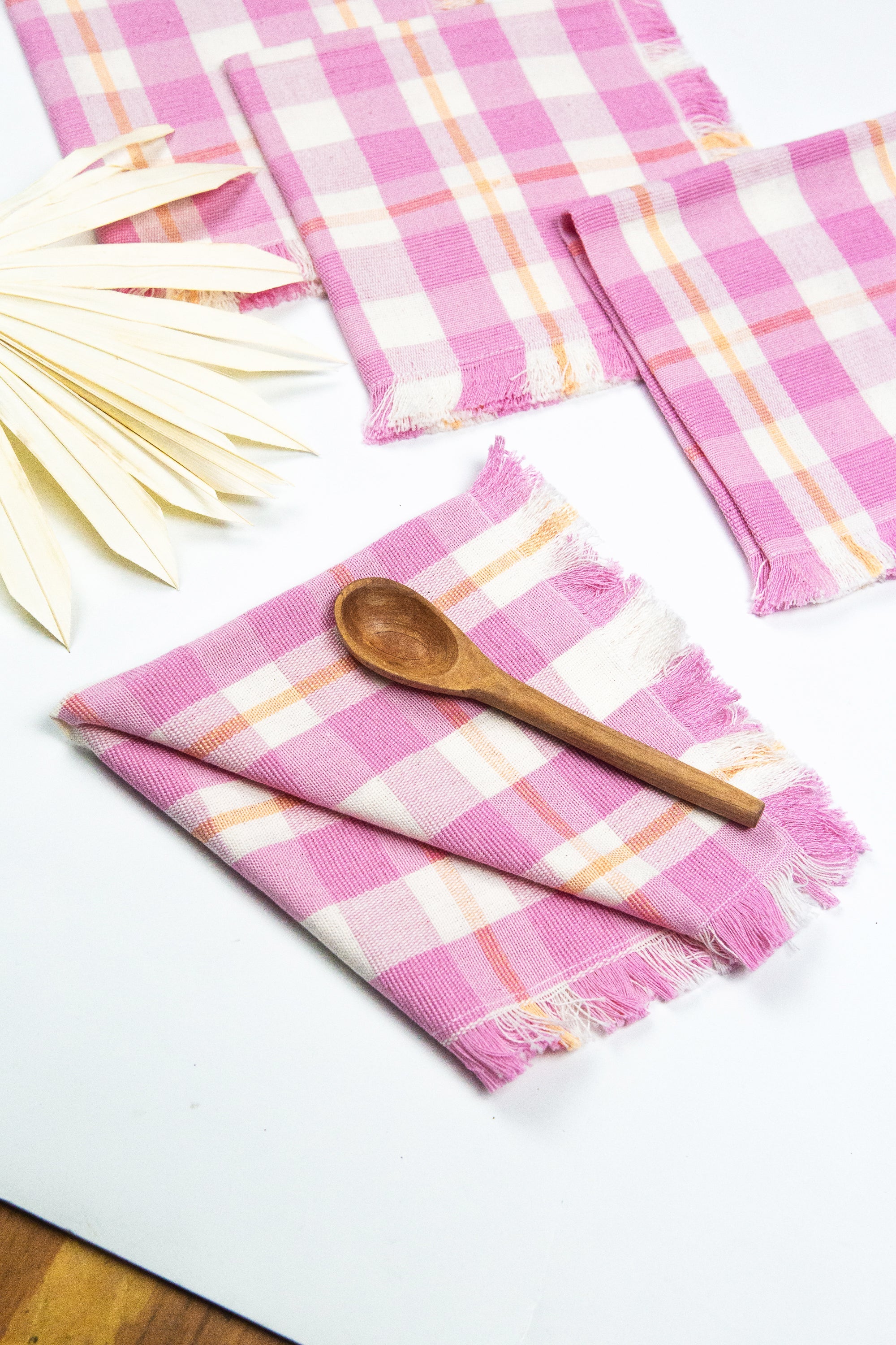 Abigail Plaid Party Napkin (Bubblegum & Peach)