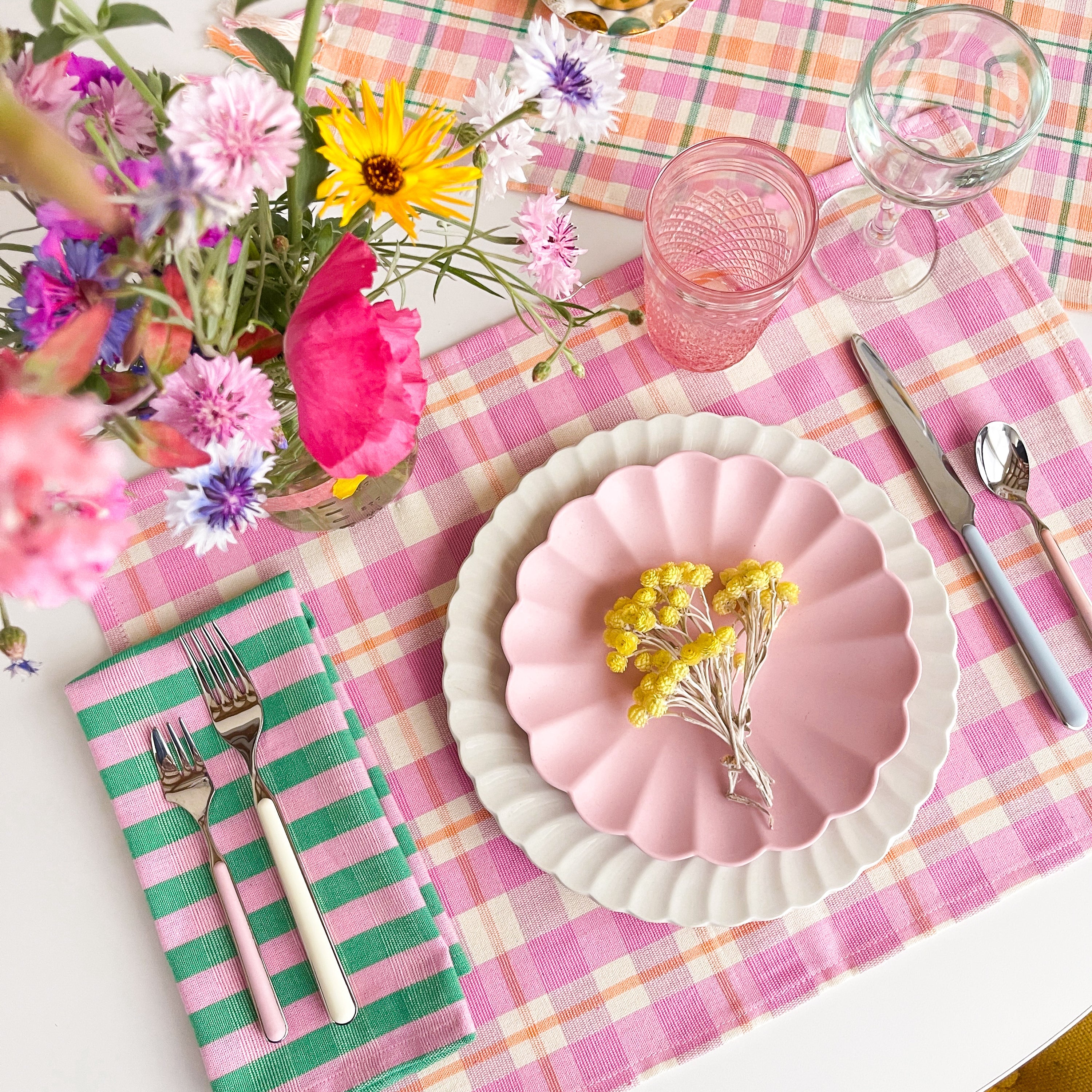 Abigail Plaid Placemat (Bubblegum)