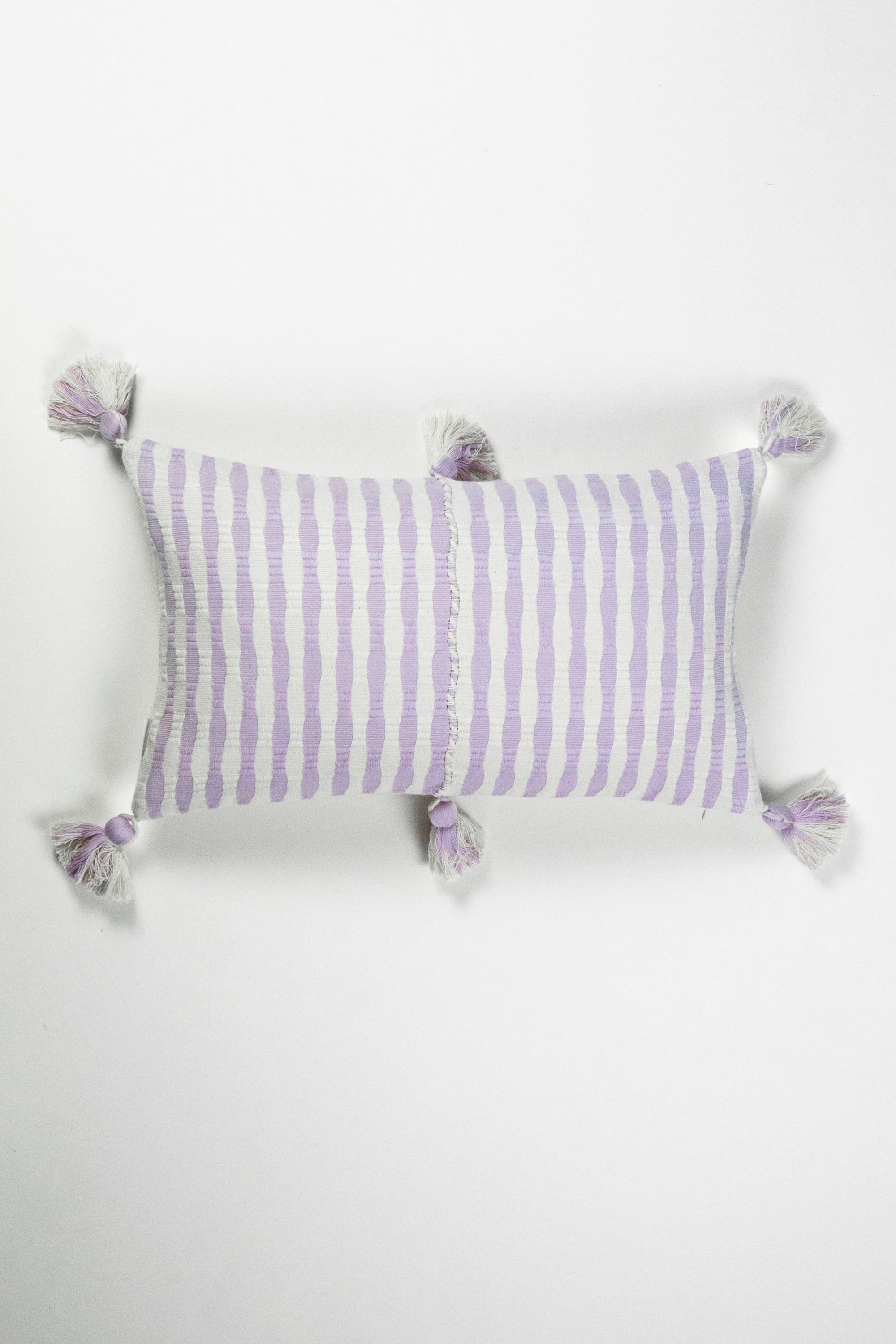 Antigua Pillow (Light Lavender)