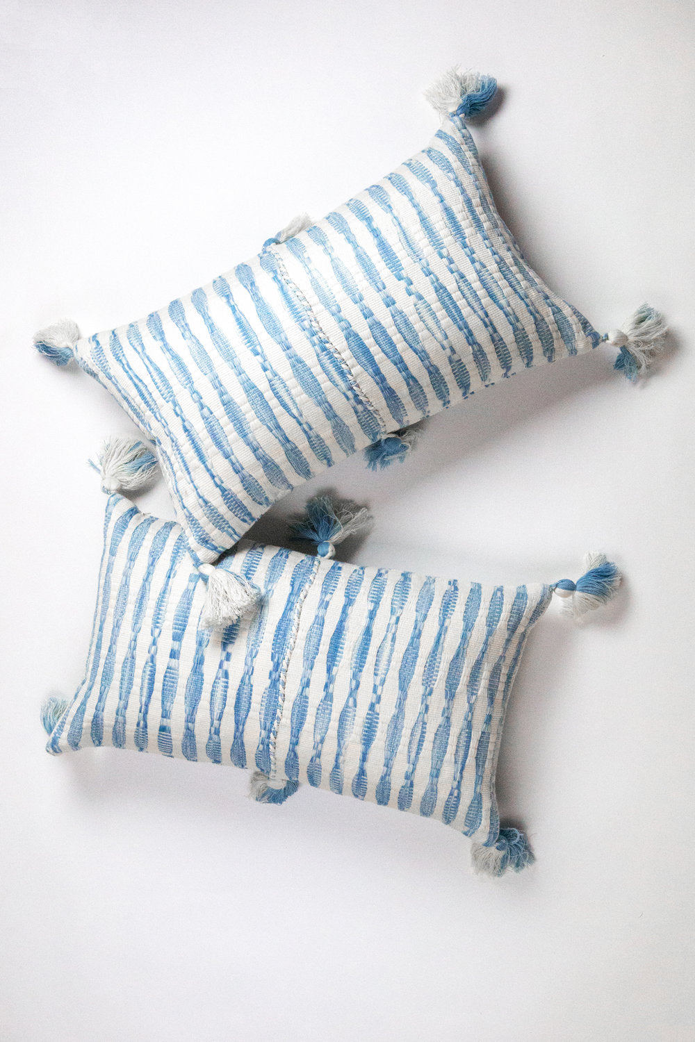 Antigua Pillow (Faded Indigo)