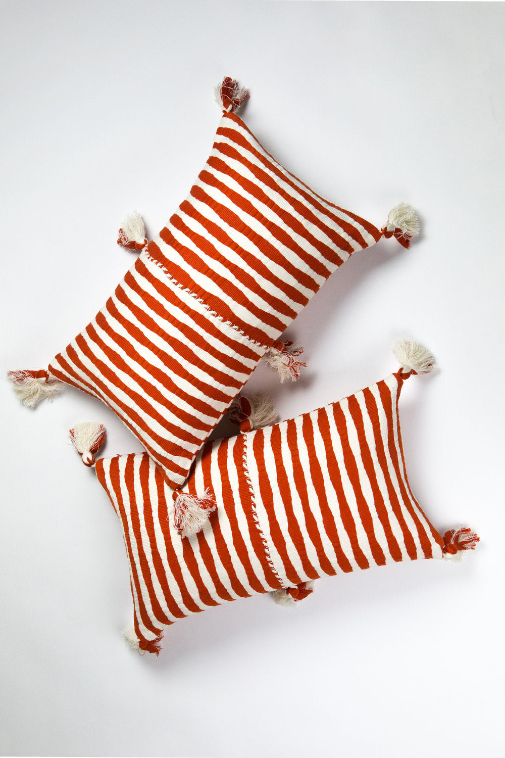 Antigua Pillow (Tomato Red)