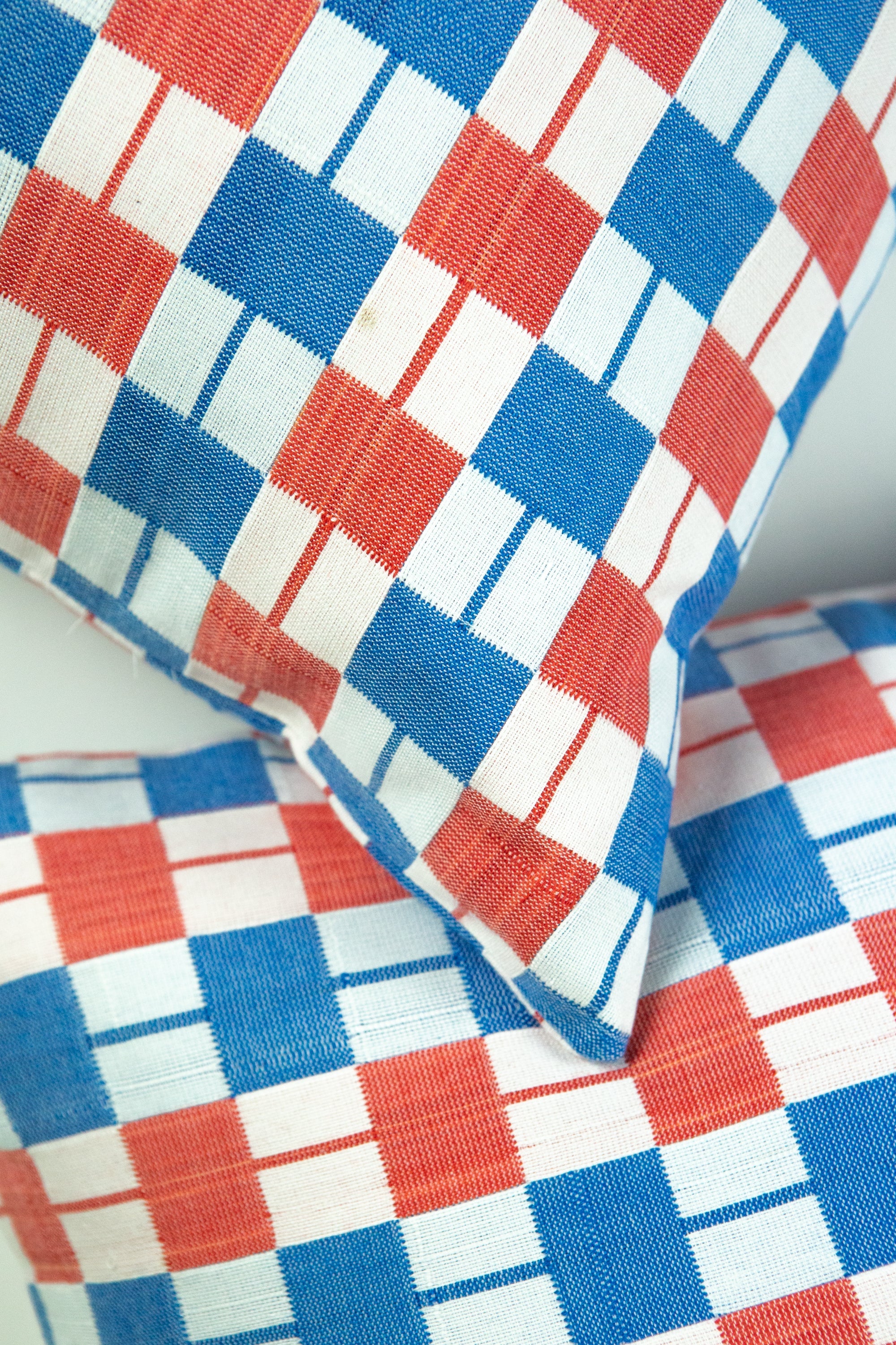 Sujani Pillow (Red & Blue Checkered)