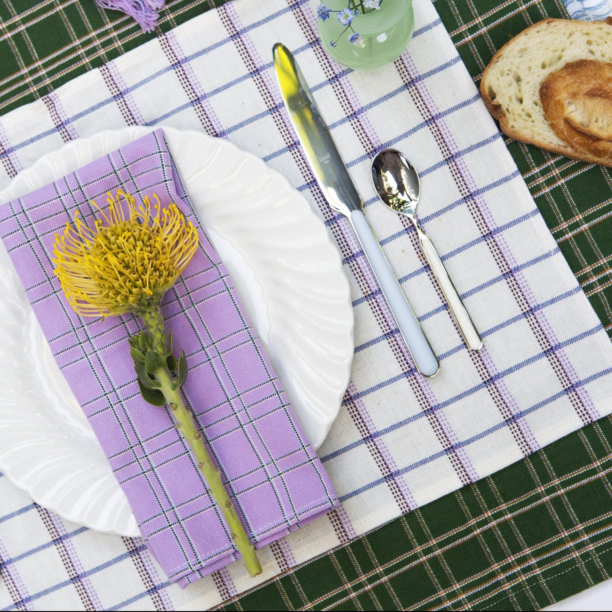 San Lucas Plaid Placemat (White & Lilac)