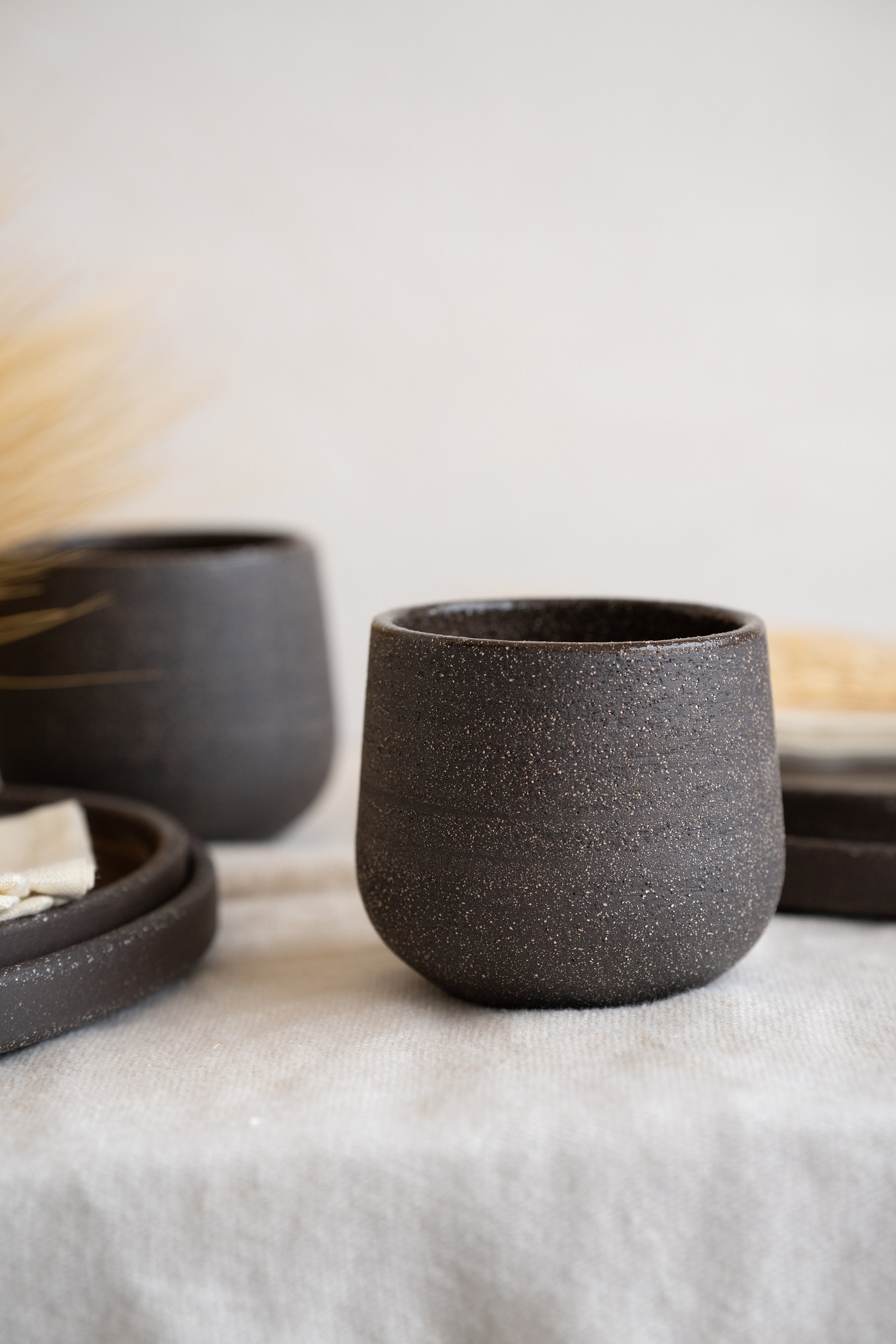 Stoneware Coffee Cup (Pumpernickel)