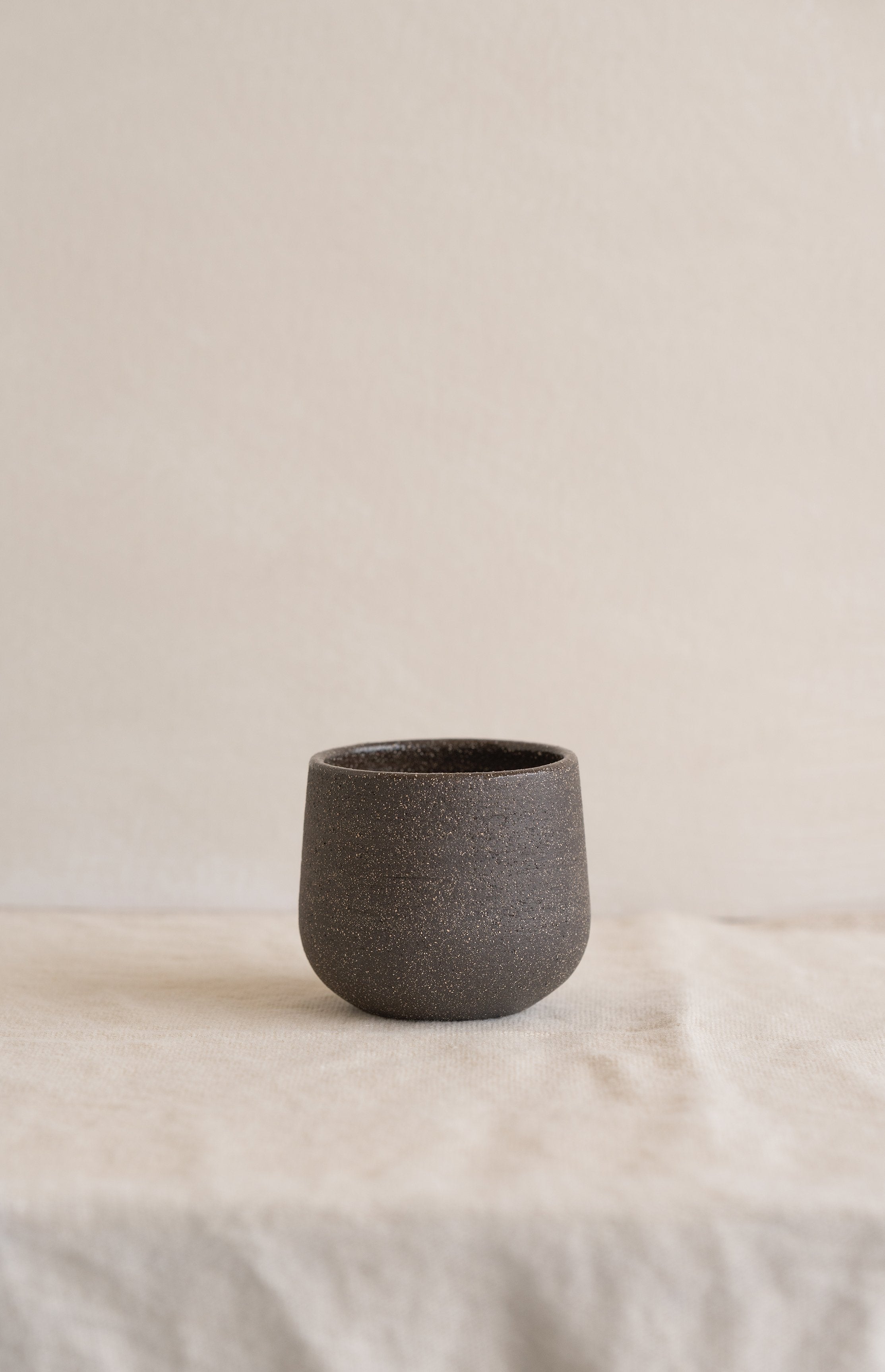 Stoneware Coffee Cup (Pumpernickel)