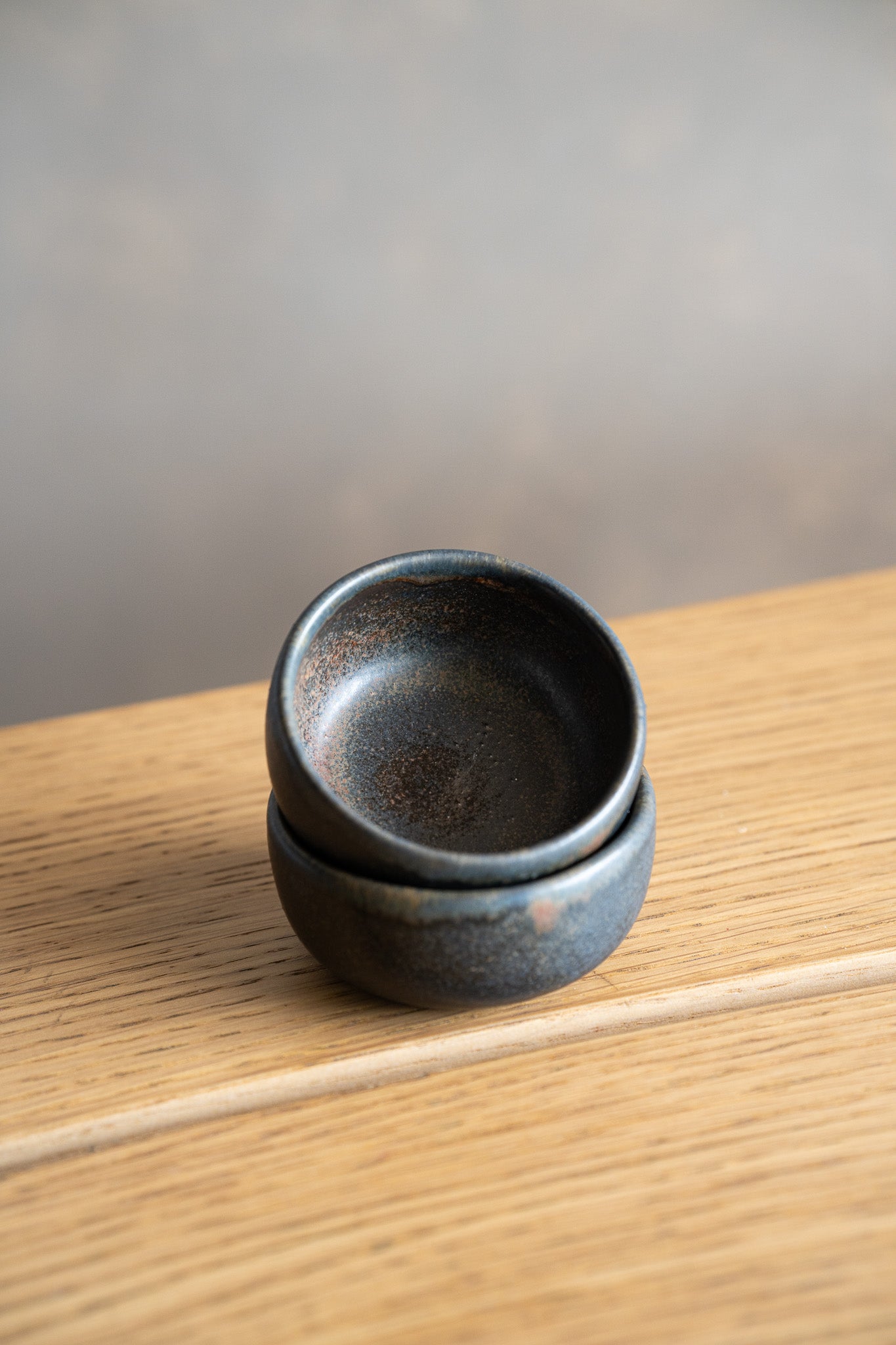 Stoneware Pinch Bowl (Rust)