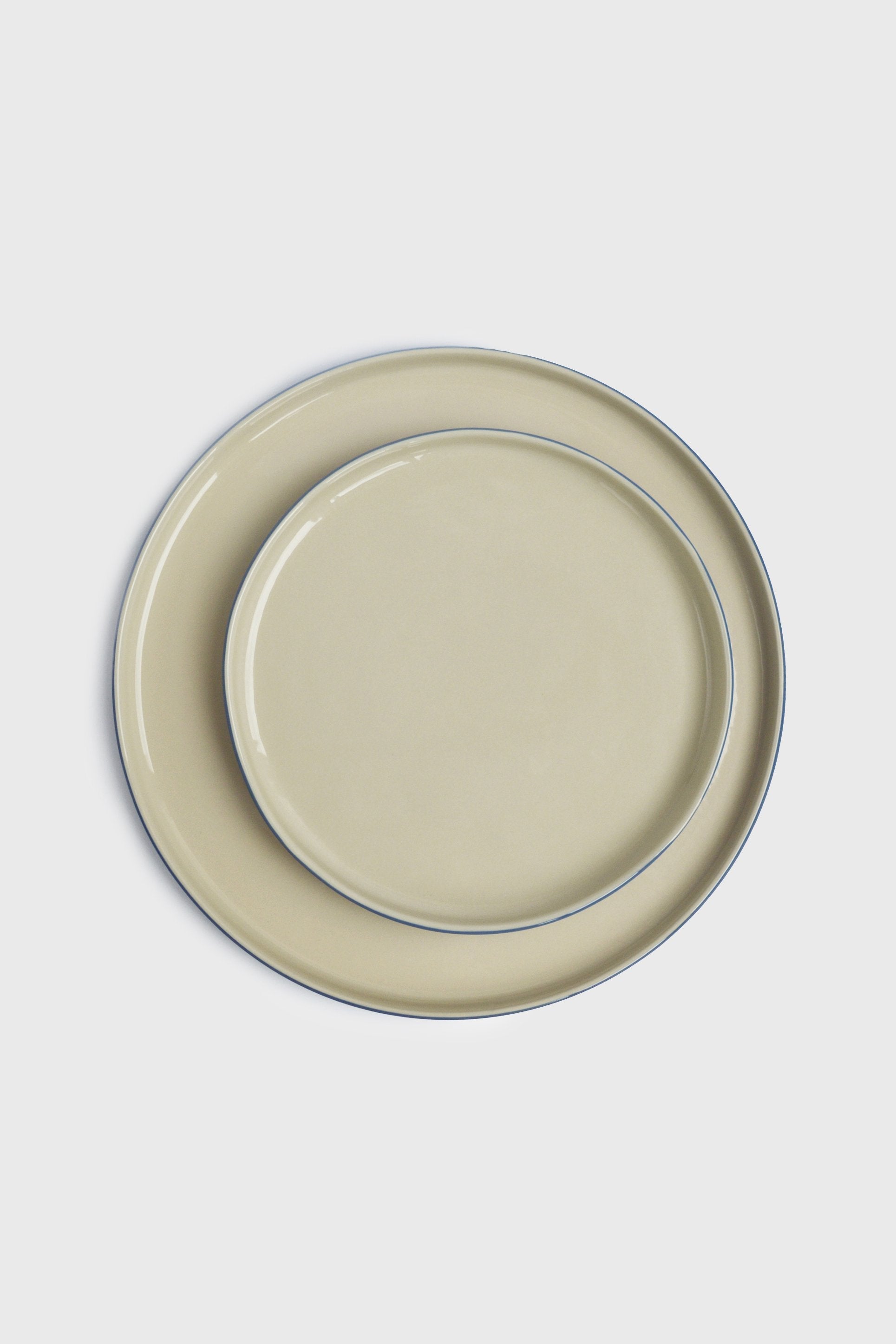 Porcelain Dinner Plates (Forget-me-not/Chocolate)