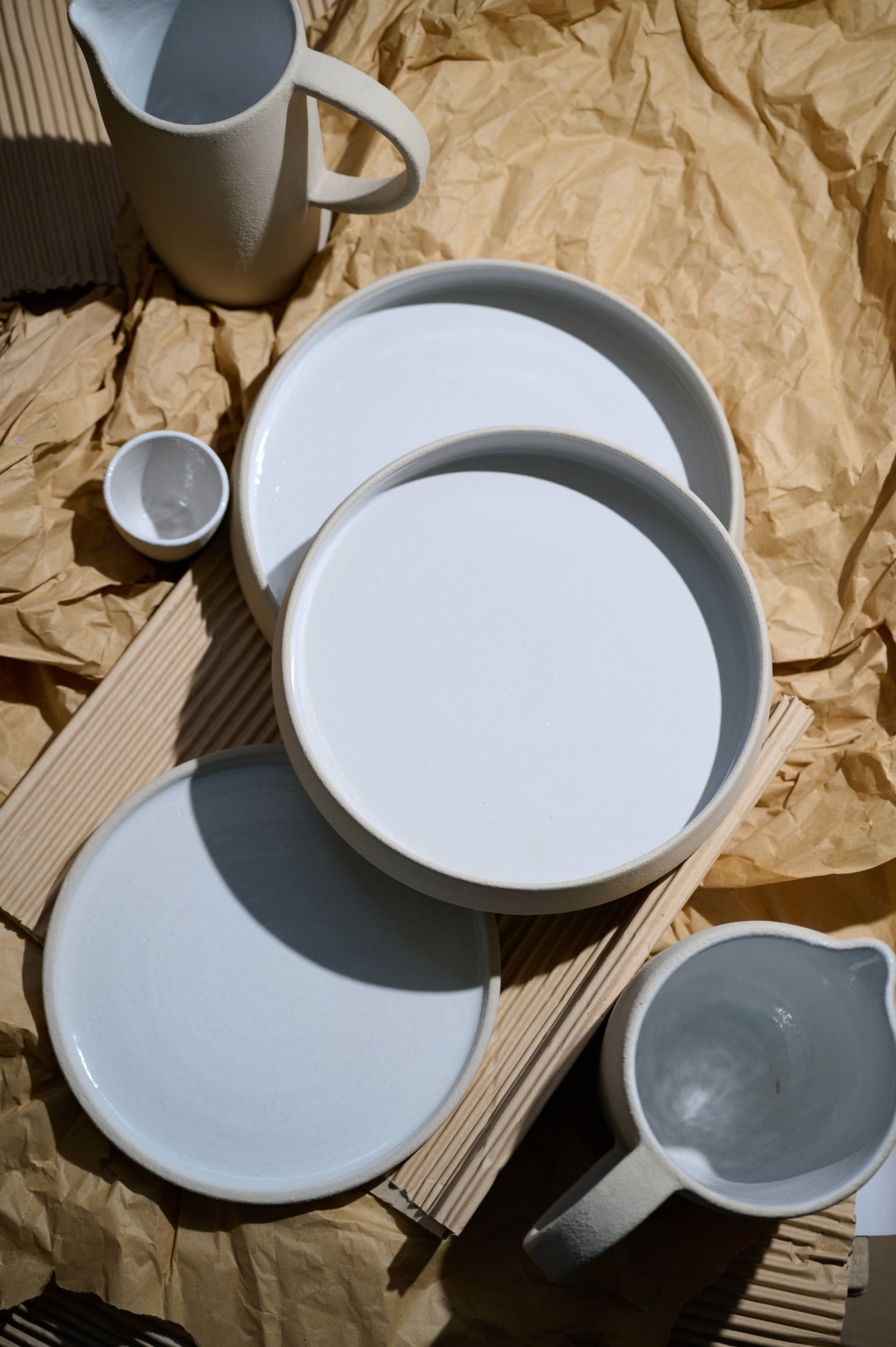 Stoneware Dinner Plates with High Sides