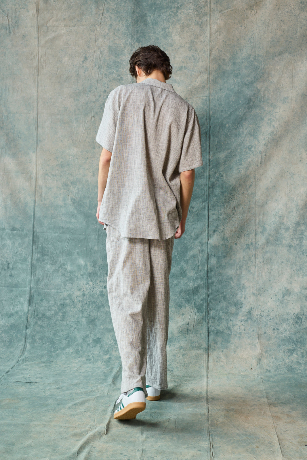 Gender-Neutral Column Pant (Oyster)