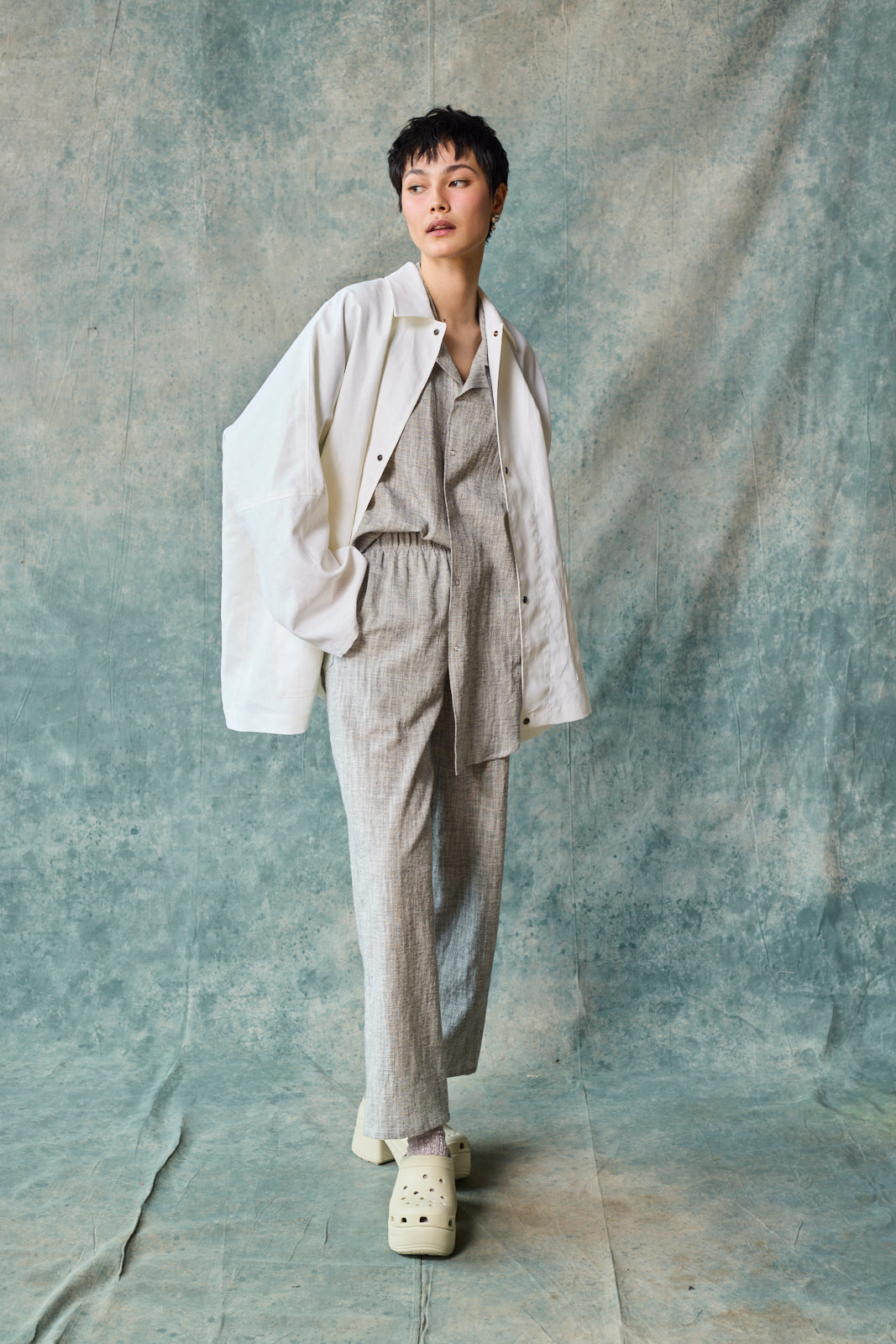 Gender-Neutral Oversized Shirt Jacket (Paper)