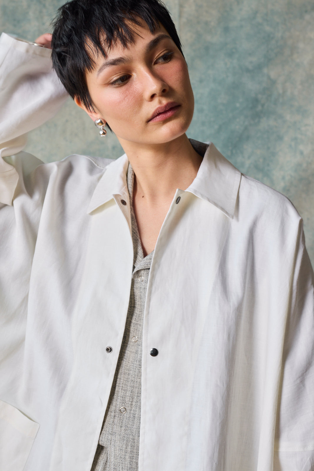 Gender-Neutral Oversized Shirt Jacket (Paper)