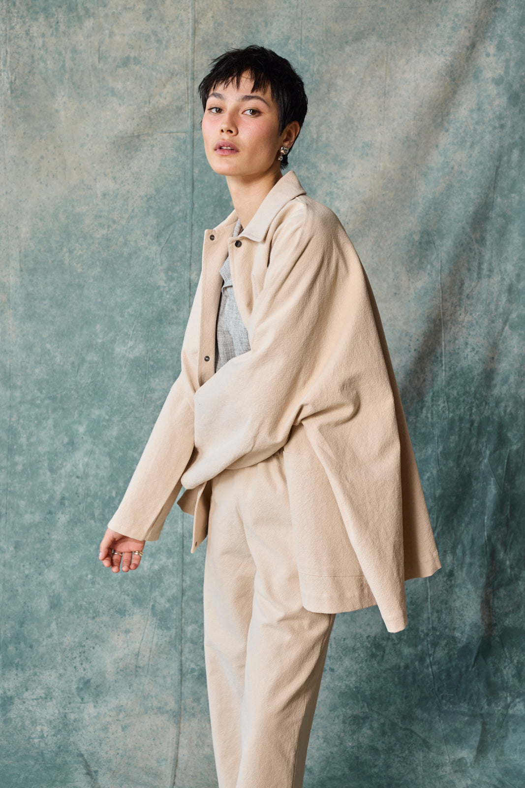 Gender-Neutral Oversized Shirt Jacket (Milk Tea)