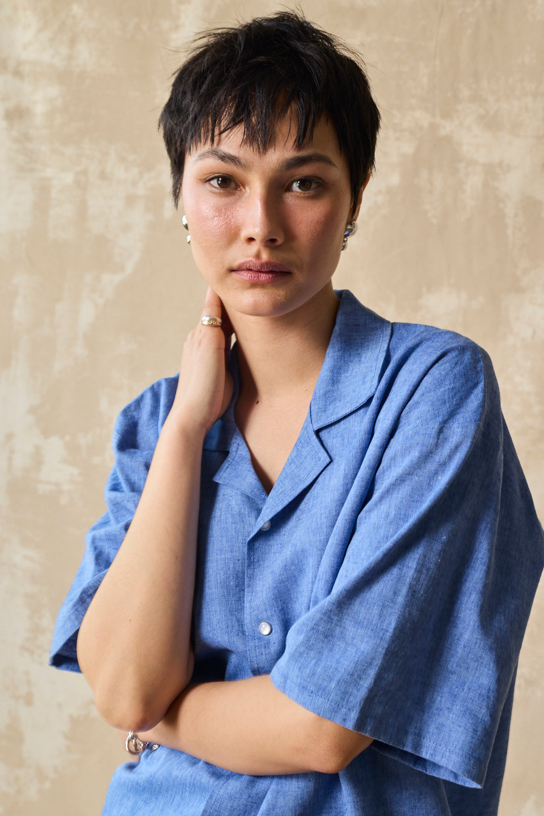 Gender-Neutral Slim Camp Collar Shirt (Cornflower)