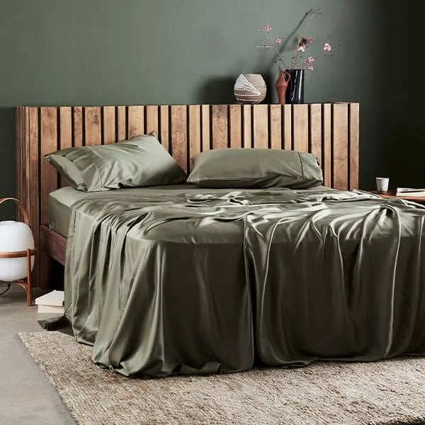 CleanBamboo® Signature Sateen Sheet Set (Moss)