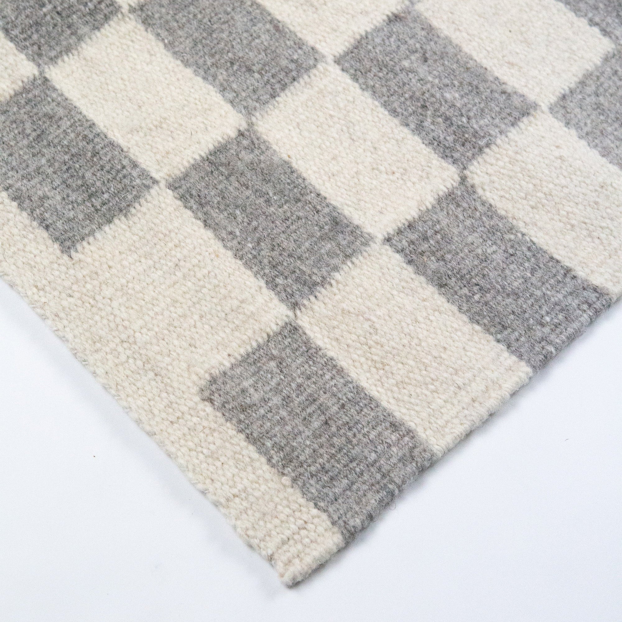 Zapotec Checkered Rug (Grey & Ivory)