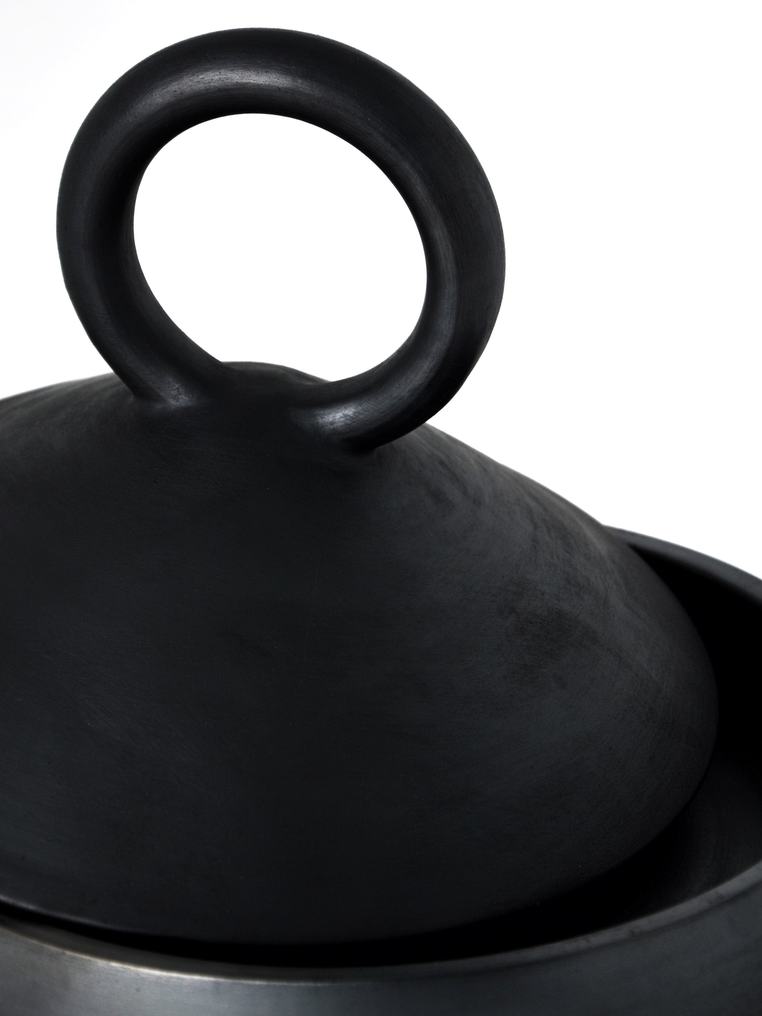 Danuta Kril Shallow Serving Bowl with Lid