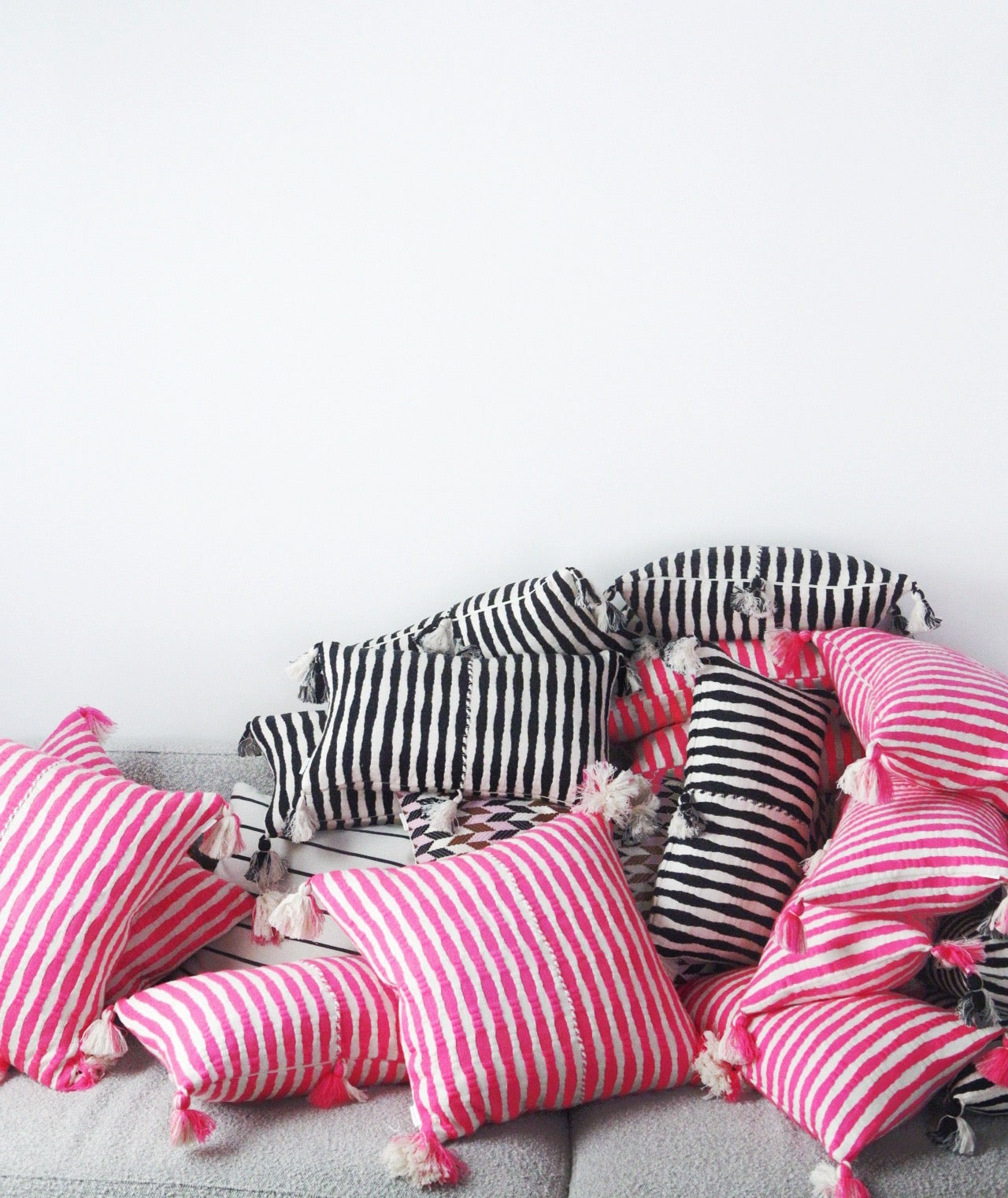 Antigua Pillow (Neon Pink)