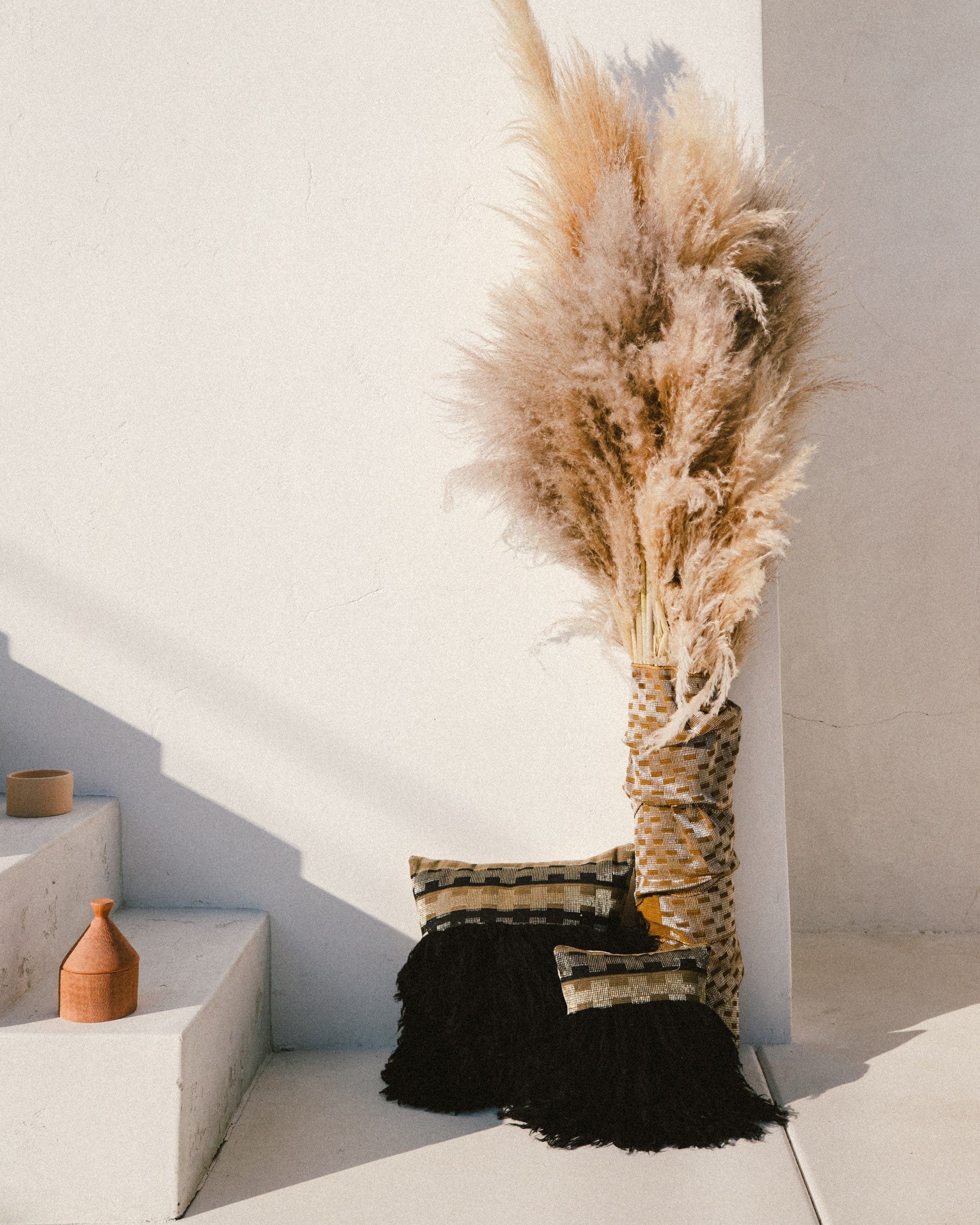Wugo Throw Pillow (Gold/Mystic Black)