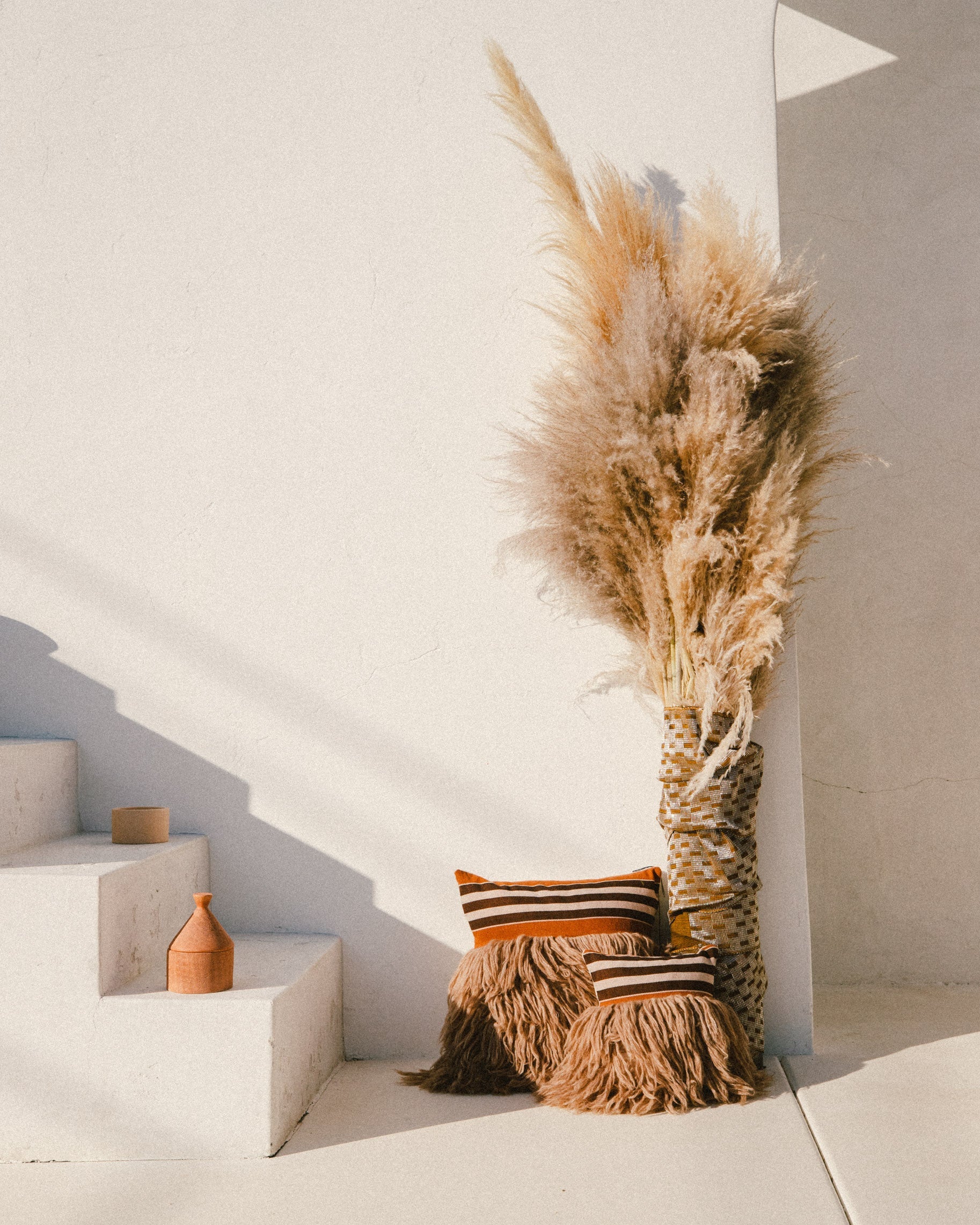 Wugo Throw Pillow (Rust Stripe/Andes Sand)