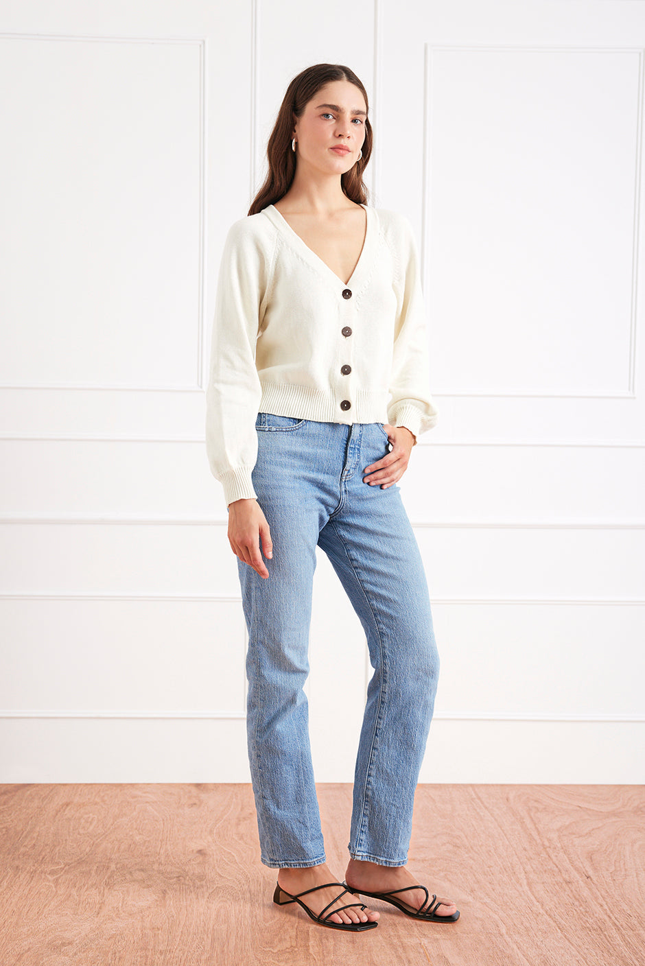 Greta Cardigan (Oat Milk)