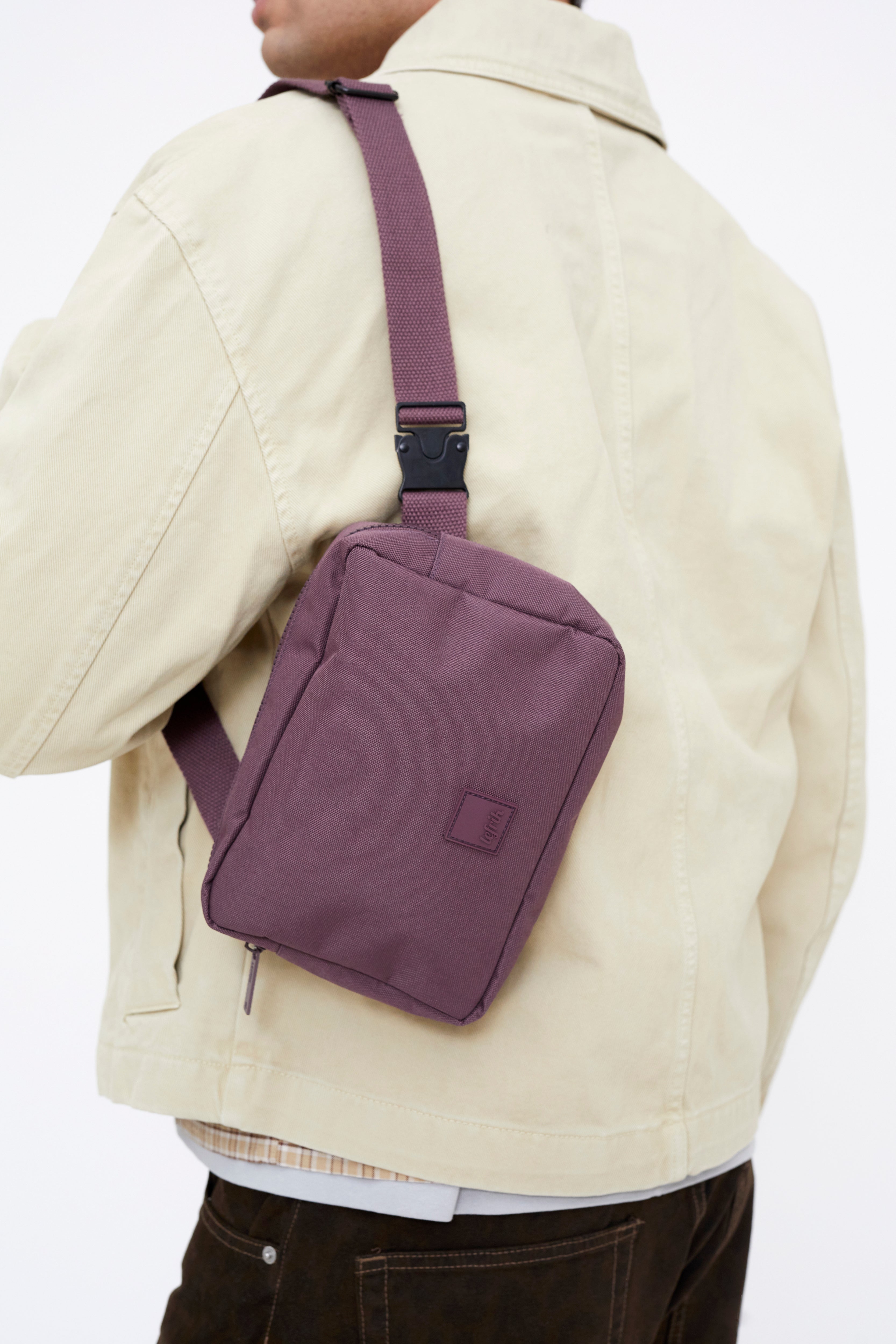 Reef Crossbody (Maroon)