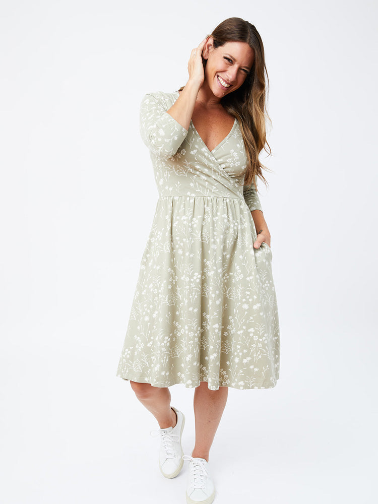 Callie 3/4 Sleeve Wrap Dress (Field Taupe)