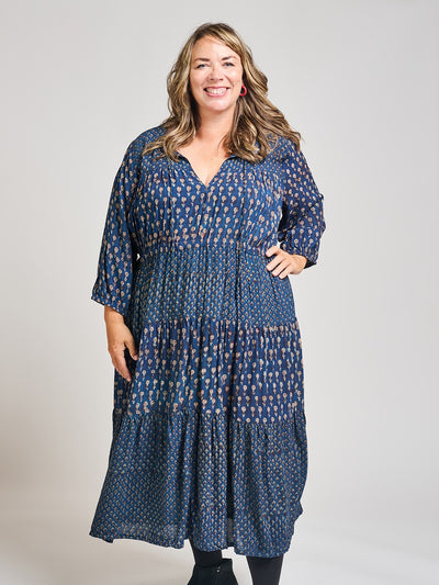 Adriana Plus Size Dress (Midnight Floral Mix)