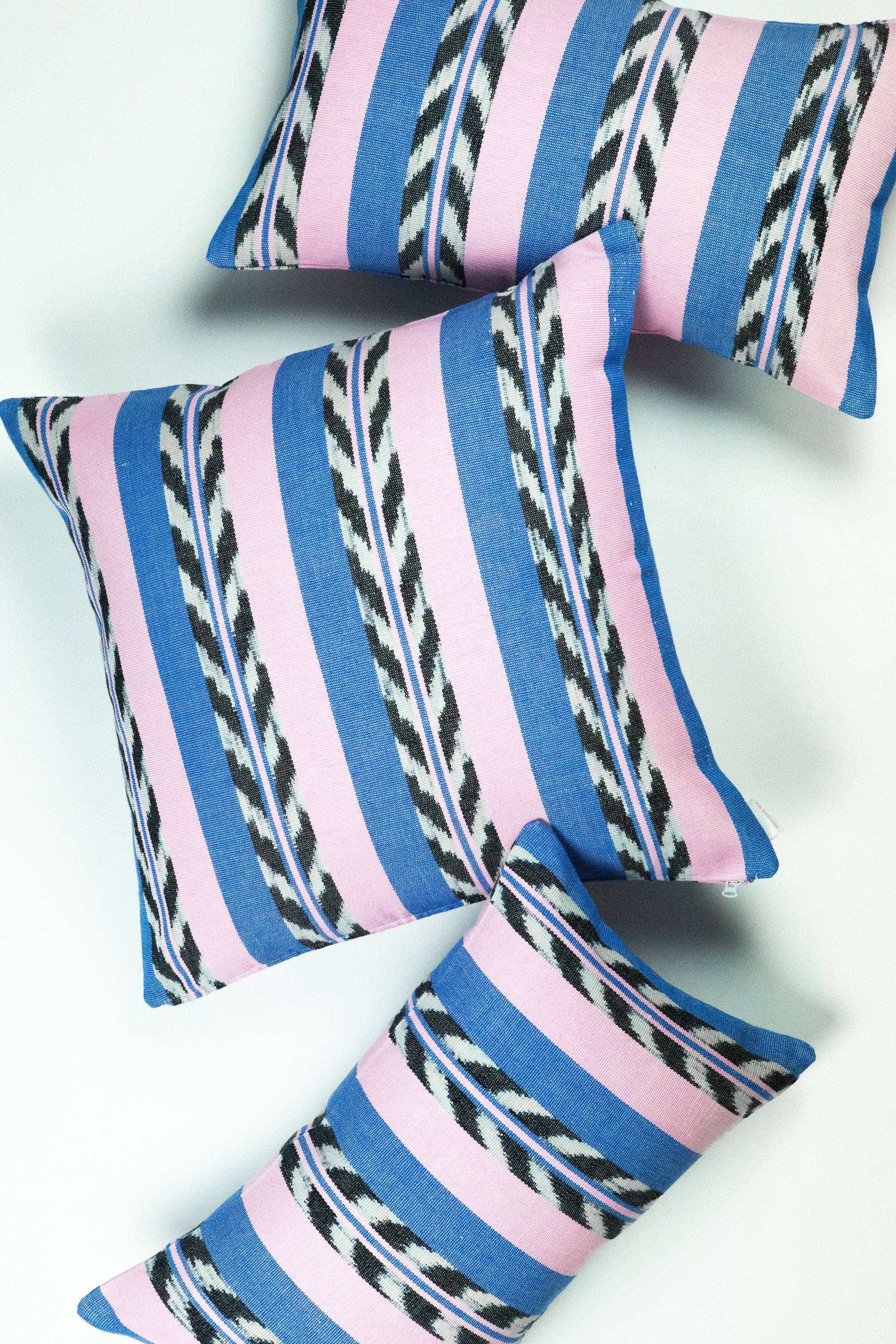 Palm Jaspe Pillow (Blue & Light Pink)