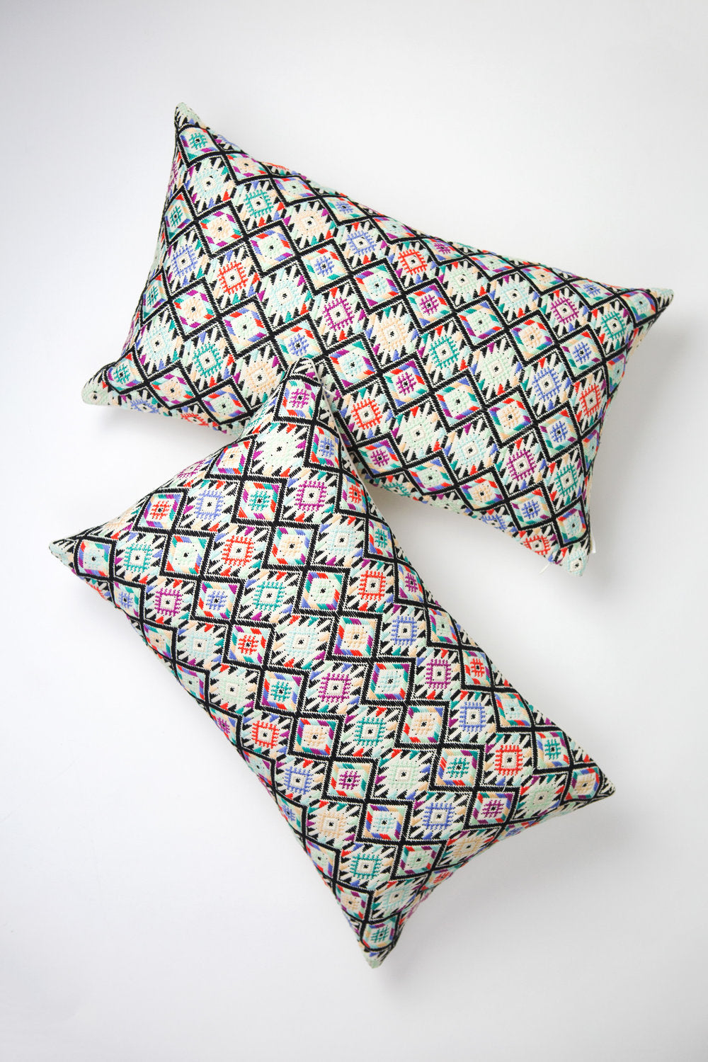 Nahuala II Pillow (Mint)