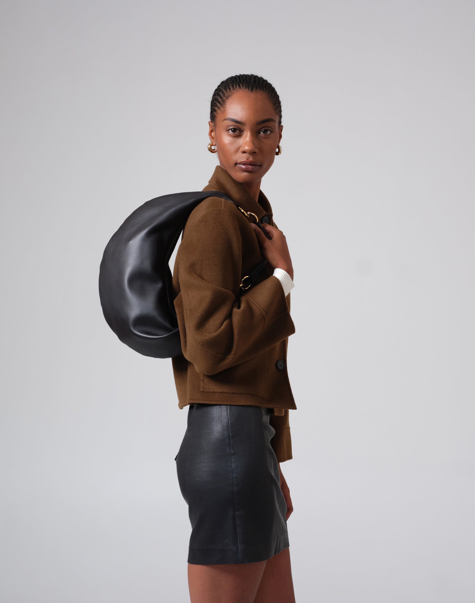 The Ring Bag (Black/Gold)