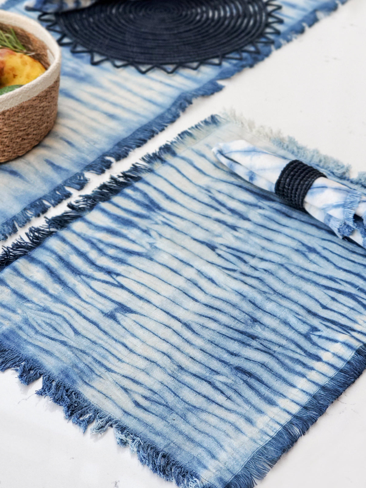 Tie Dye Cotton Placemat Set of 4 (Indigo Blue)