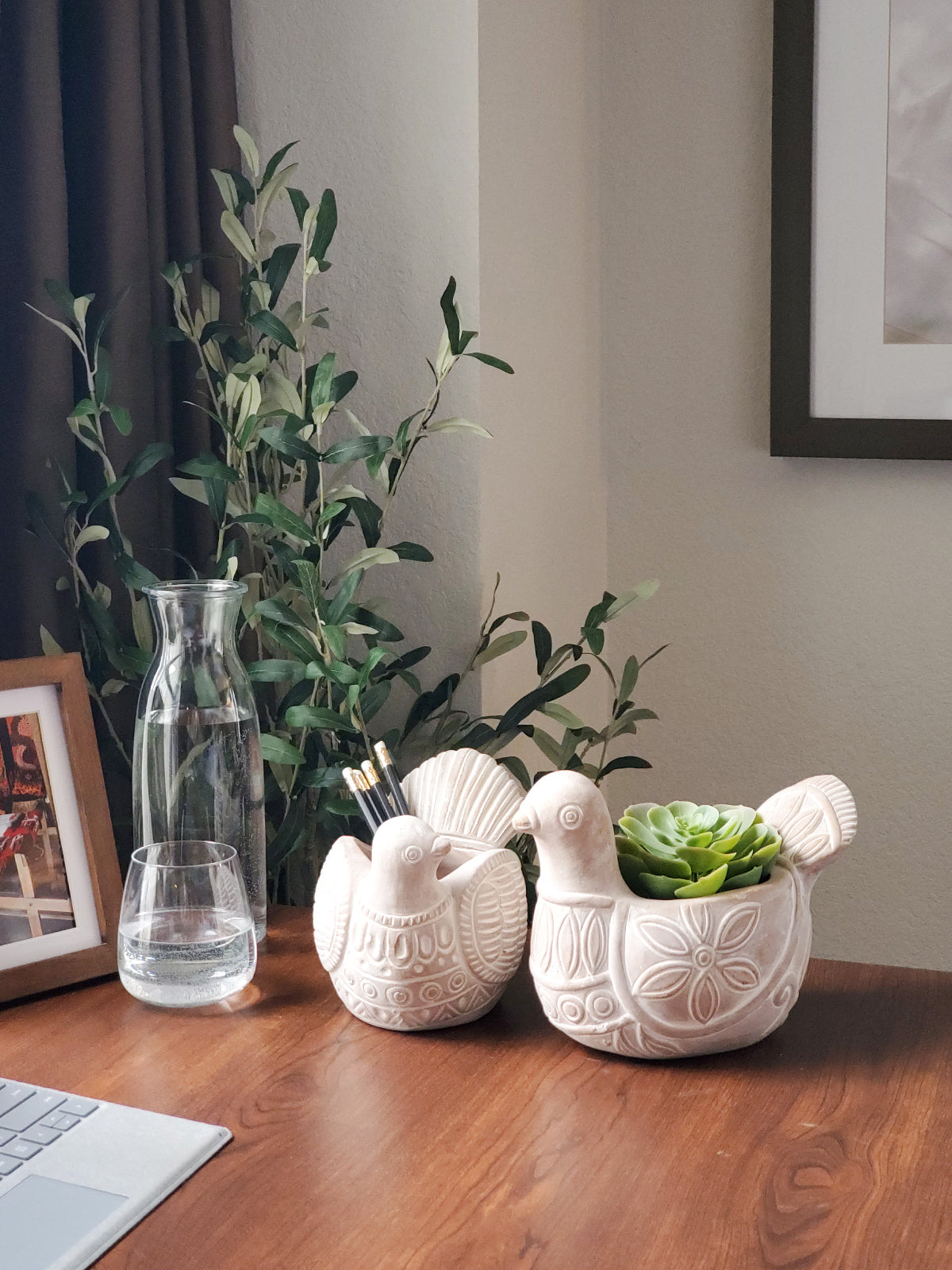 Terracotta Pot (Turtle Dove)