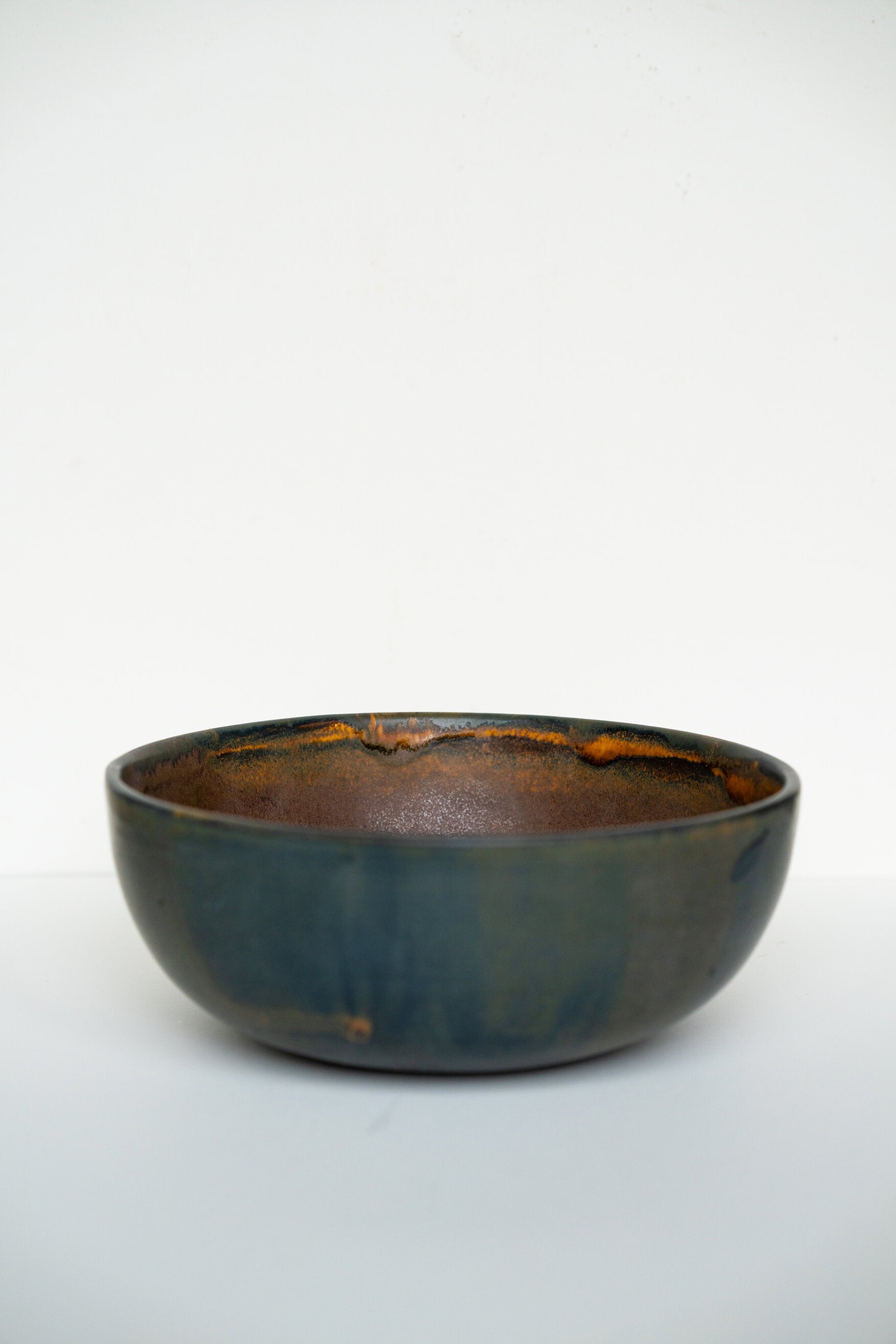 Stoneware Salad Serving Bowl (Rust)